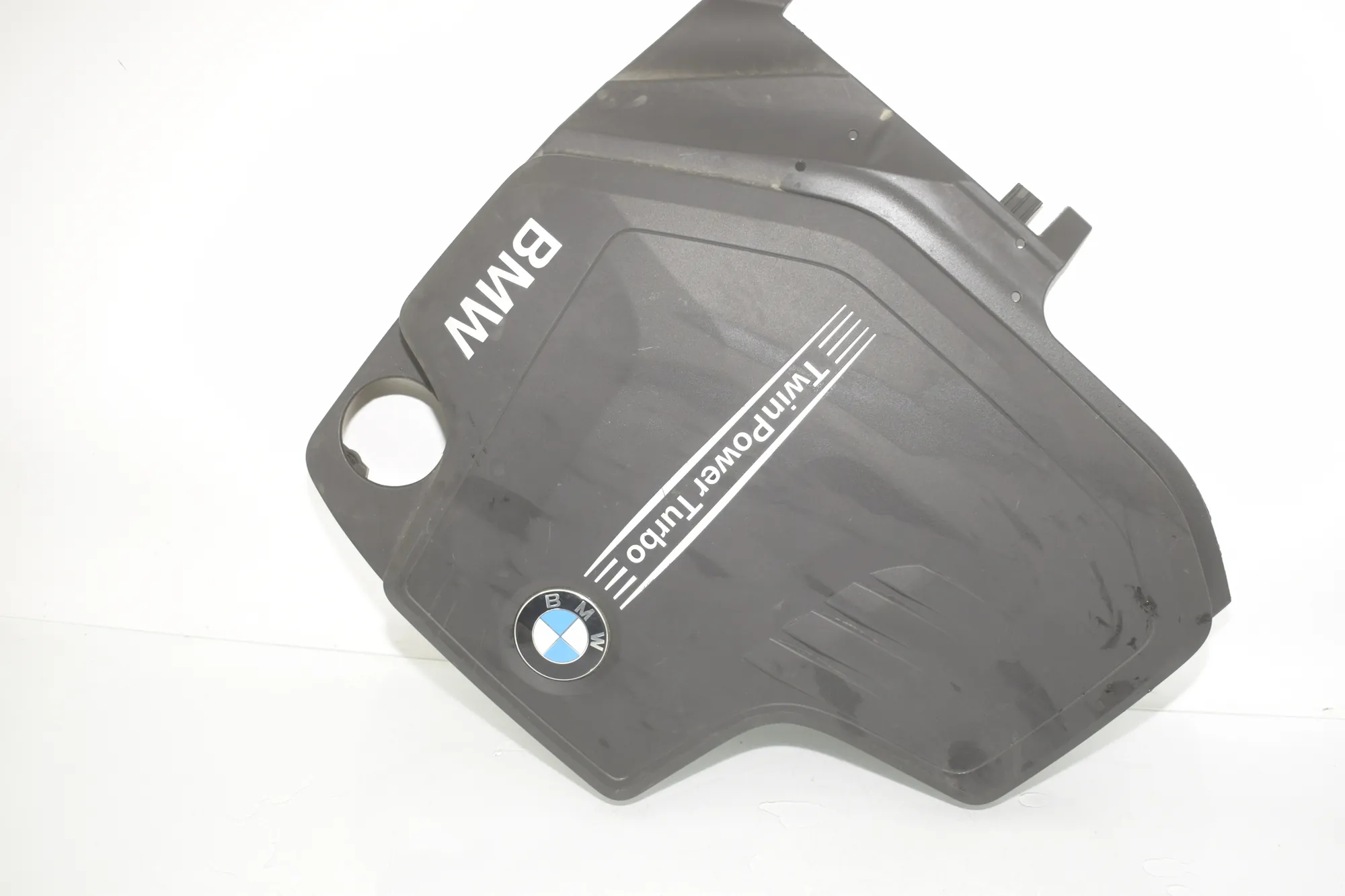 Engine Cover – OEM 7636791 · BMW 3 (F30, F80) BMW 3 (F30, F80) 320 i 2012 – 3