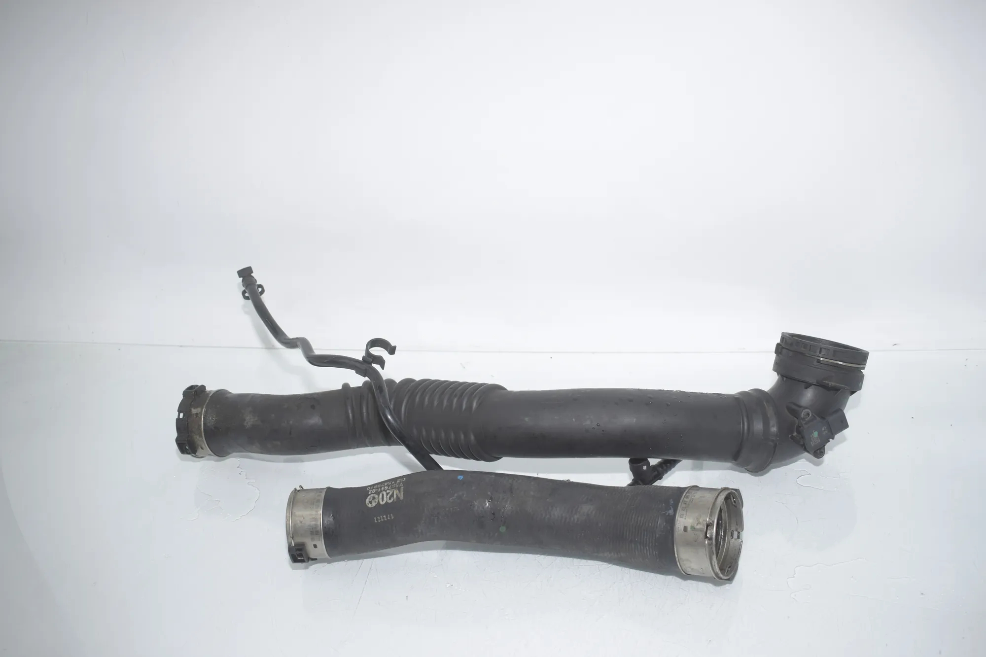 Intercooler Hose Pipe – OEM 7597591 · BMW 3 (F30, F80) BMW 3 (F30, F80) 320 i 2012 – 2