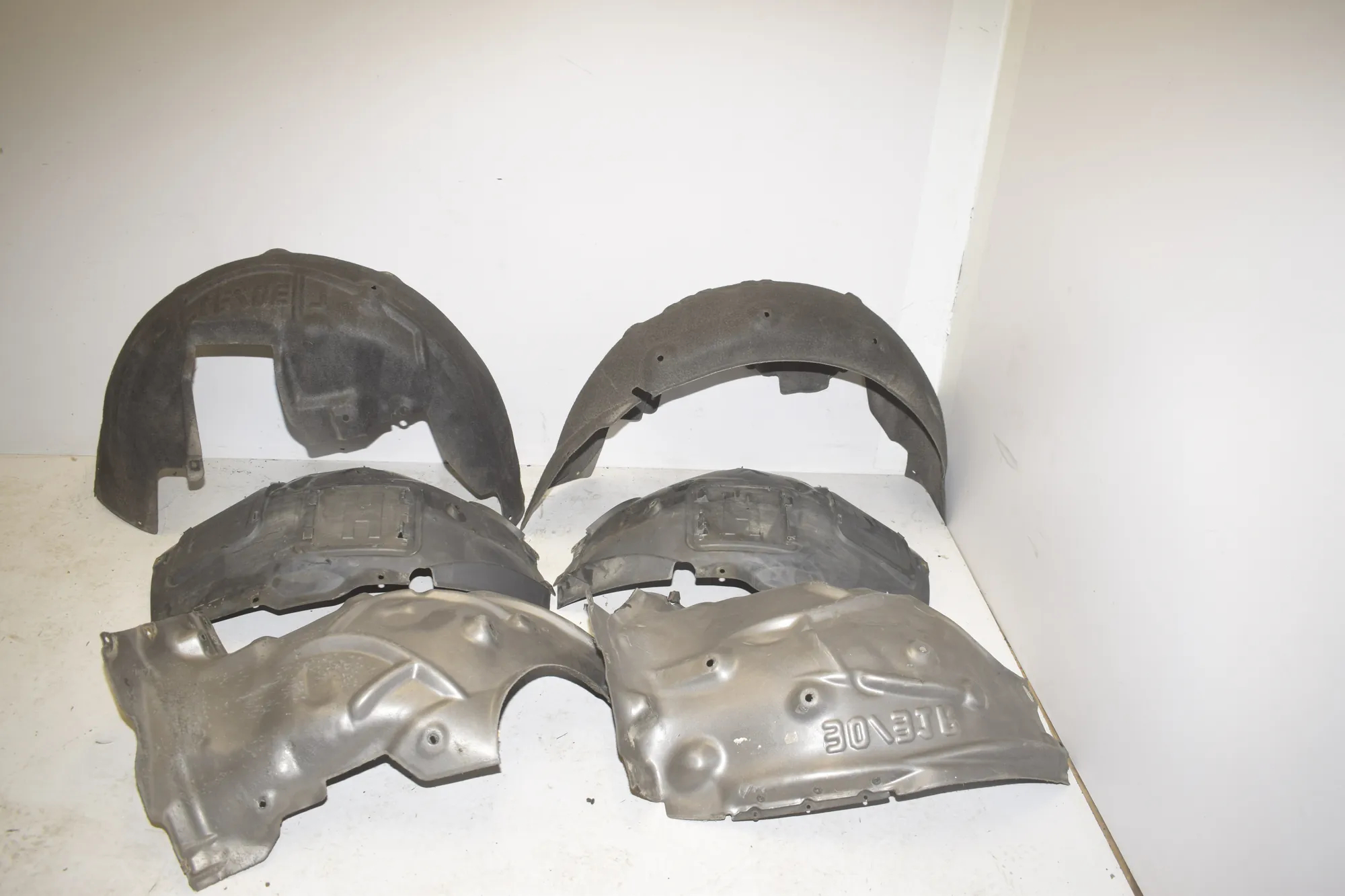 Rear Left Arch Liner – OEM 7260293 · BMW 3 (F30, F80) BMW 3 (F30, F80) 320 i 2012