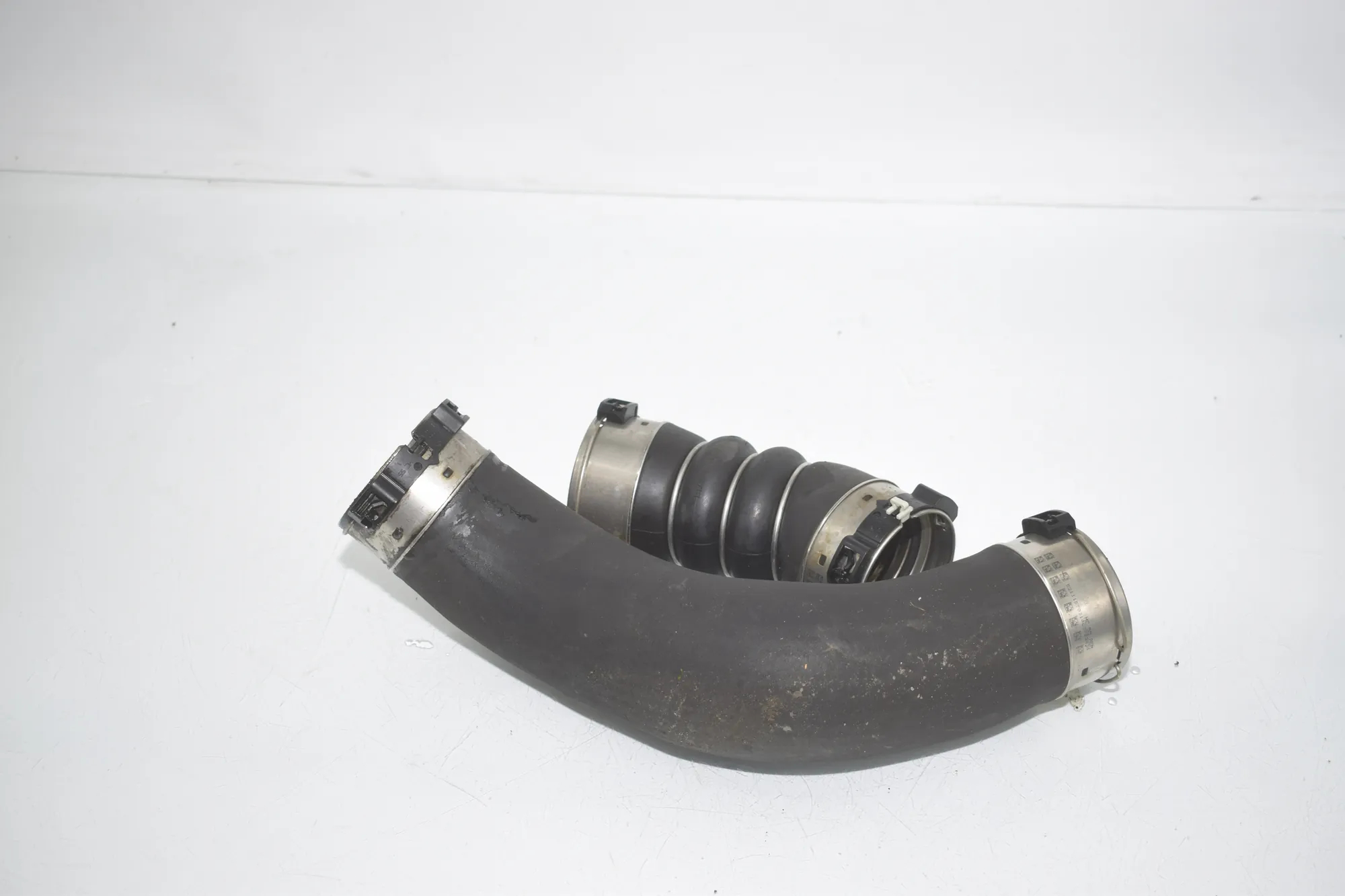 Intercooler Hose Pipe – OEM 8513450 · BMW X3 (F25) BMW X3 (F25) xDrive 30 d 2012 – 2