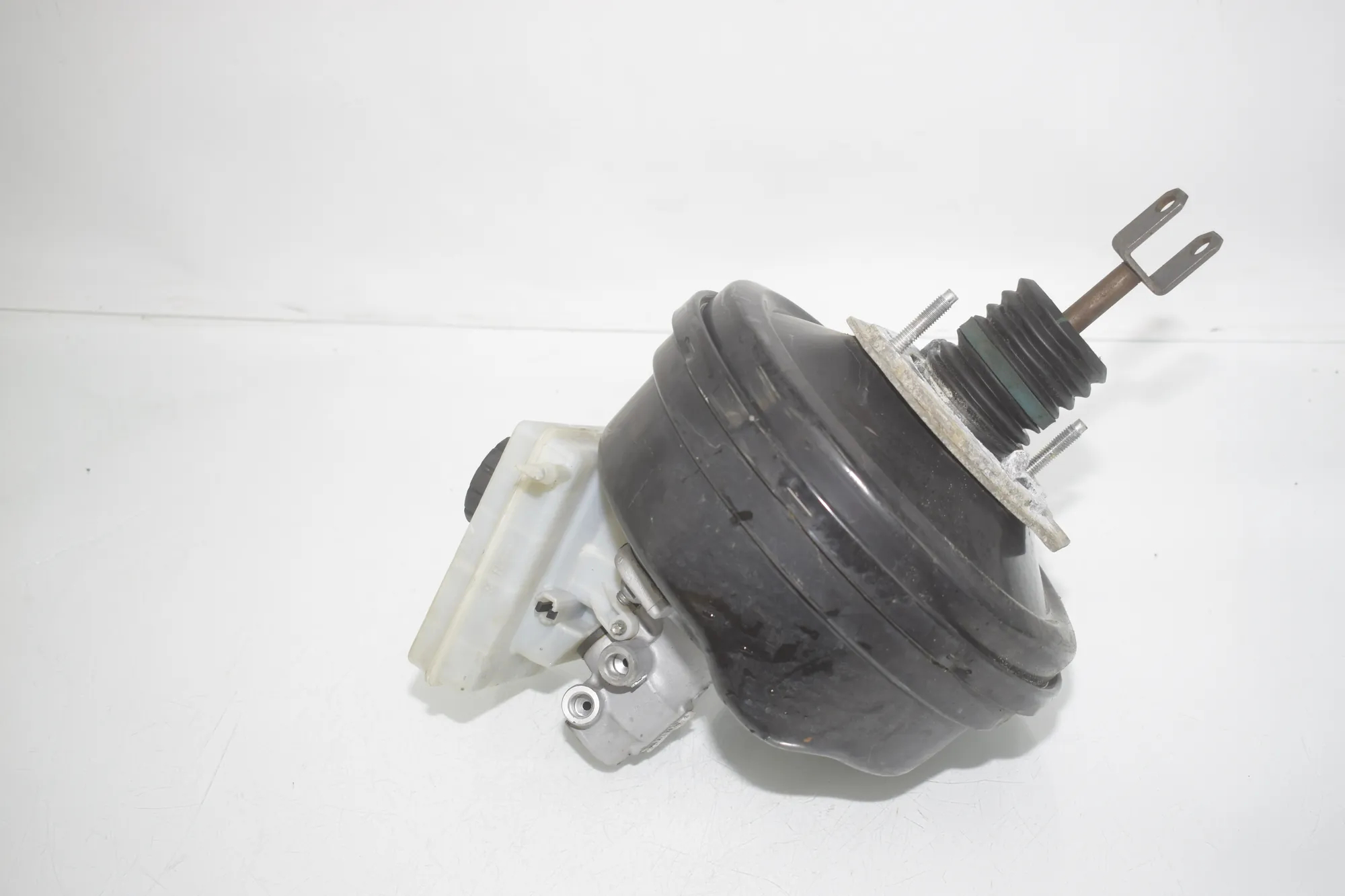 Brake Servo Booster – OEM 6854348 · BMW X3 (F25) BMW X3 (F25) xDrive 30 d 2012 – 2