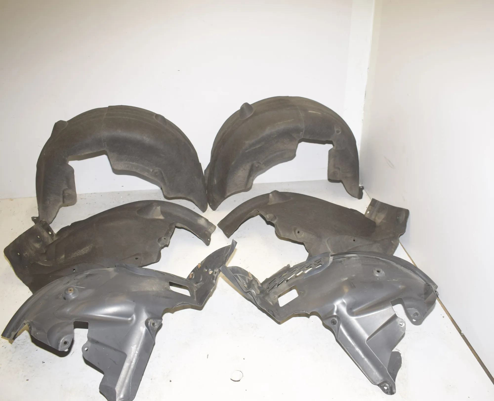 Rear Left Arch Liner – OEM 7213649 · BMW X3 (F25) BMW X3 (F25) xDrive 30 d 2012