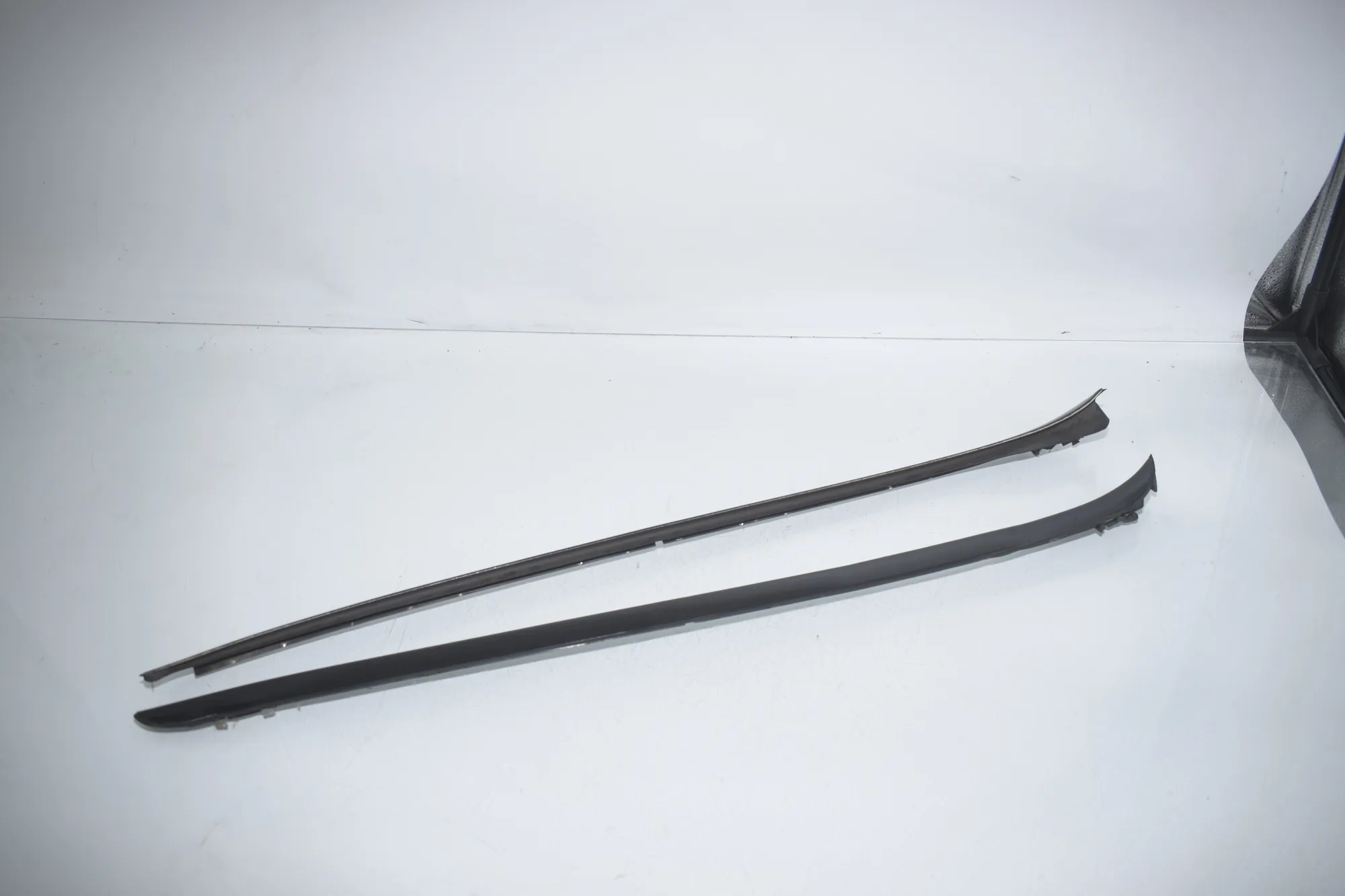 Front Windshield Trim – OEM 7286179 · BMW X3 (F25) BMW X3 (F25) xDrive 30 d 2012