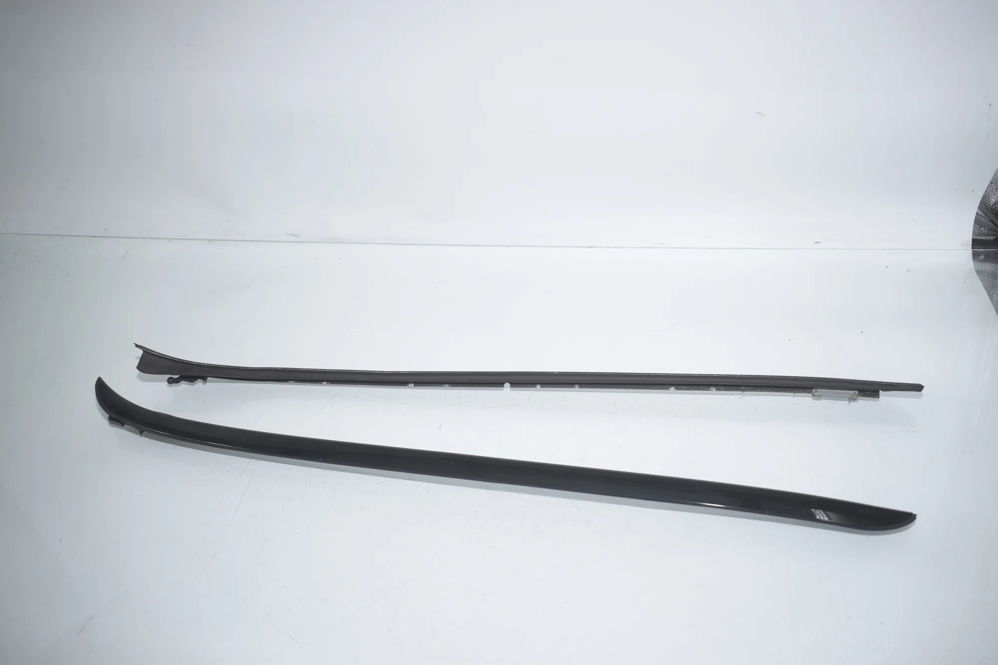 Front Windshield Trim – OEM 7286179 · BMW X3 (F25) BMW X3 (F25) xDrive 30 d 2012 – 2