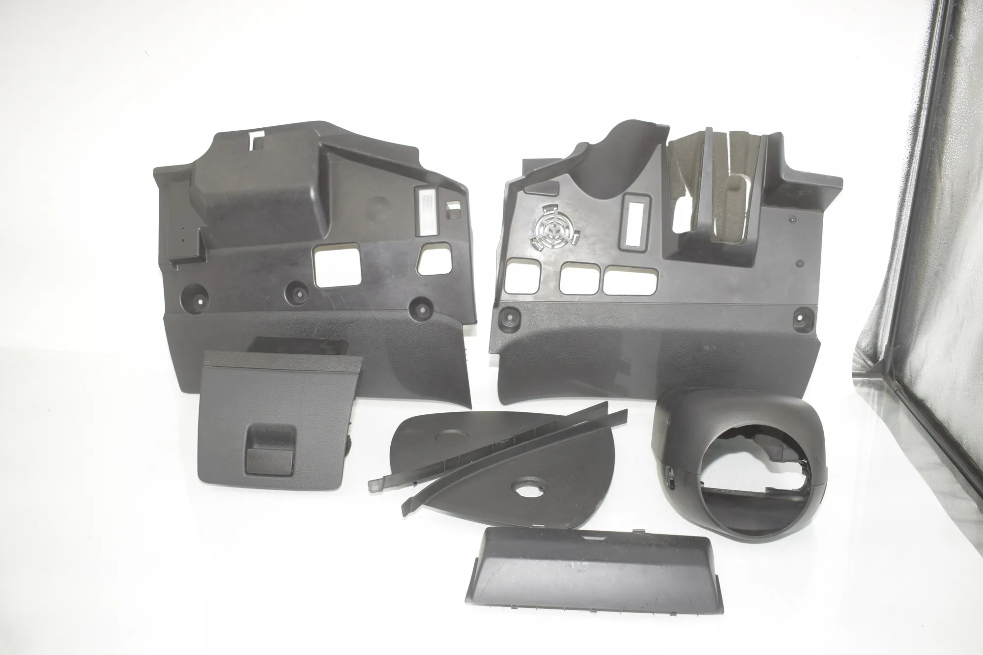 Dashboard Trim – OEM 9201670 · BMW X3 (F25) BMW X3 (F25) xDrive 30 d 2012