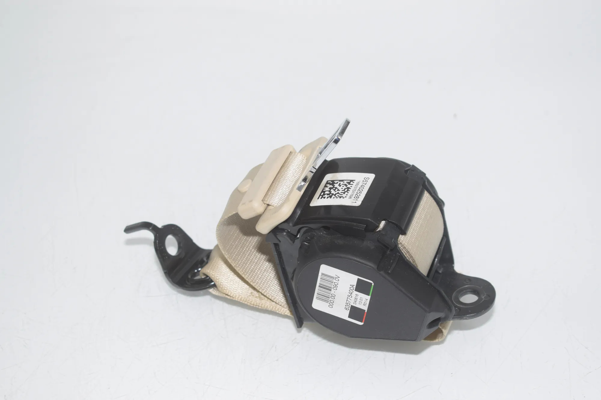 Rear Middle Seatbelt – OEM 7402528 · BMW 7 (G11, G12) 750 d, Ld xDrive 2016