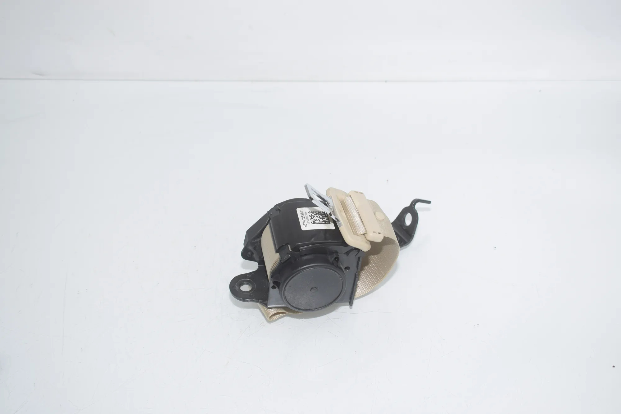 Rear Middle Seatbelt – OEM 7402528 · BMW 7 (G11, G12) 750 d, Ld xDrive 2016 – 2