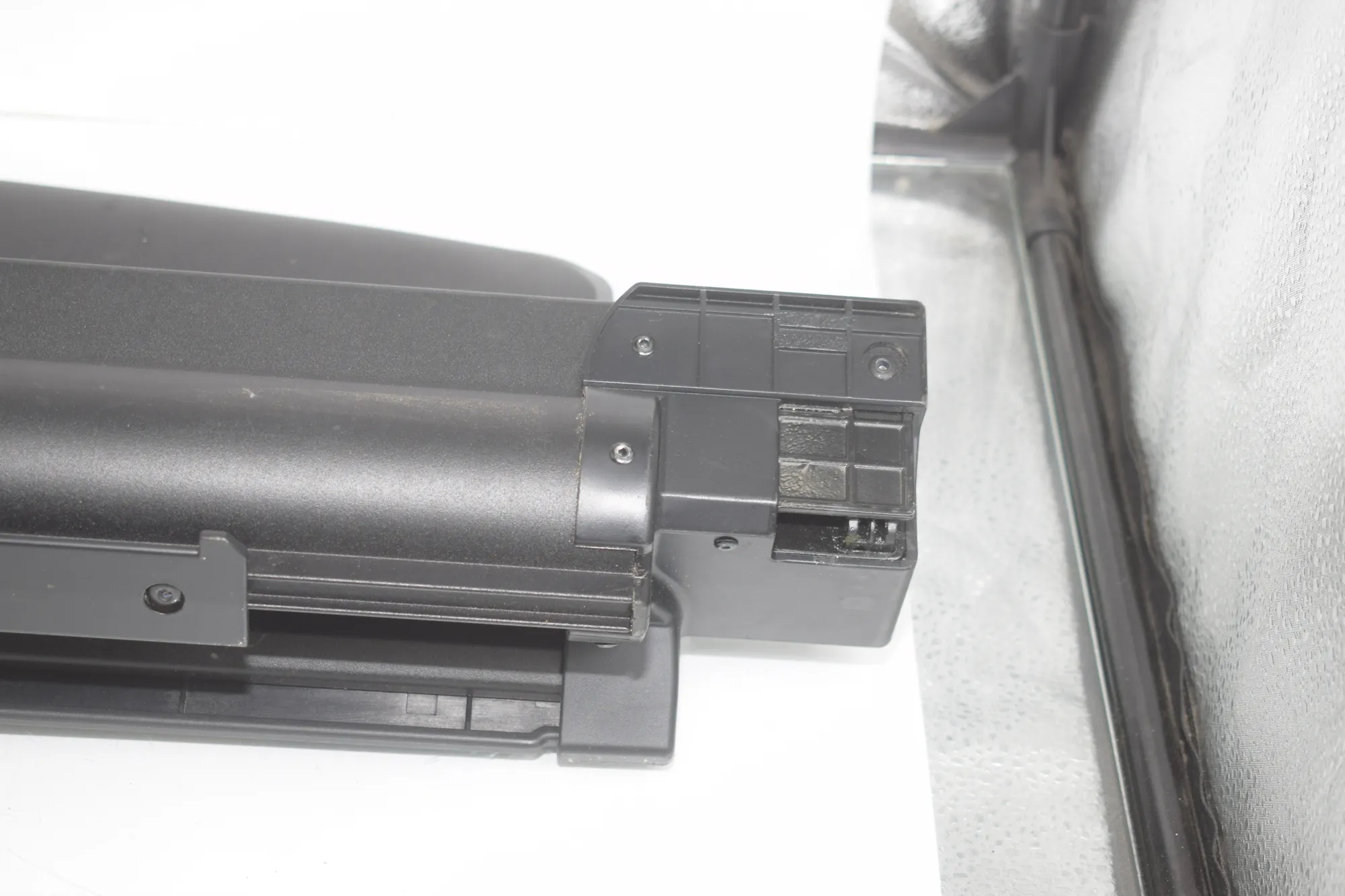 Boot Sliding Parcel Shelf – OEM 7335263 · BMW X3 (F25) BMW X3 (F25) xDrive 30 d 2012 – 4