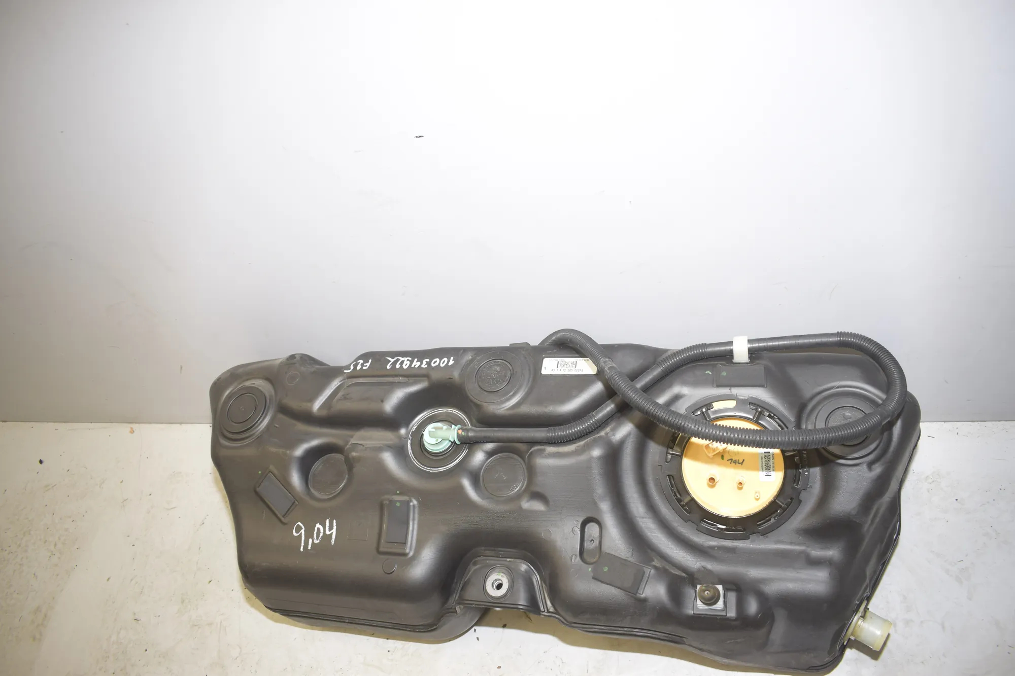Fuel Tank – OEM 7220745 · BMW X3 (F25) BMW X3 (F25) xDrive 30 d 2012 – 2
