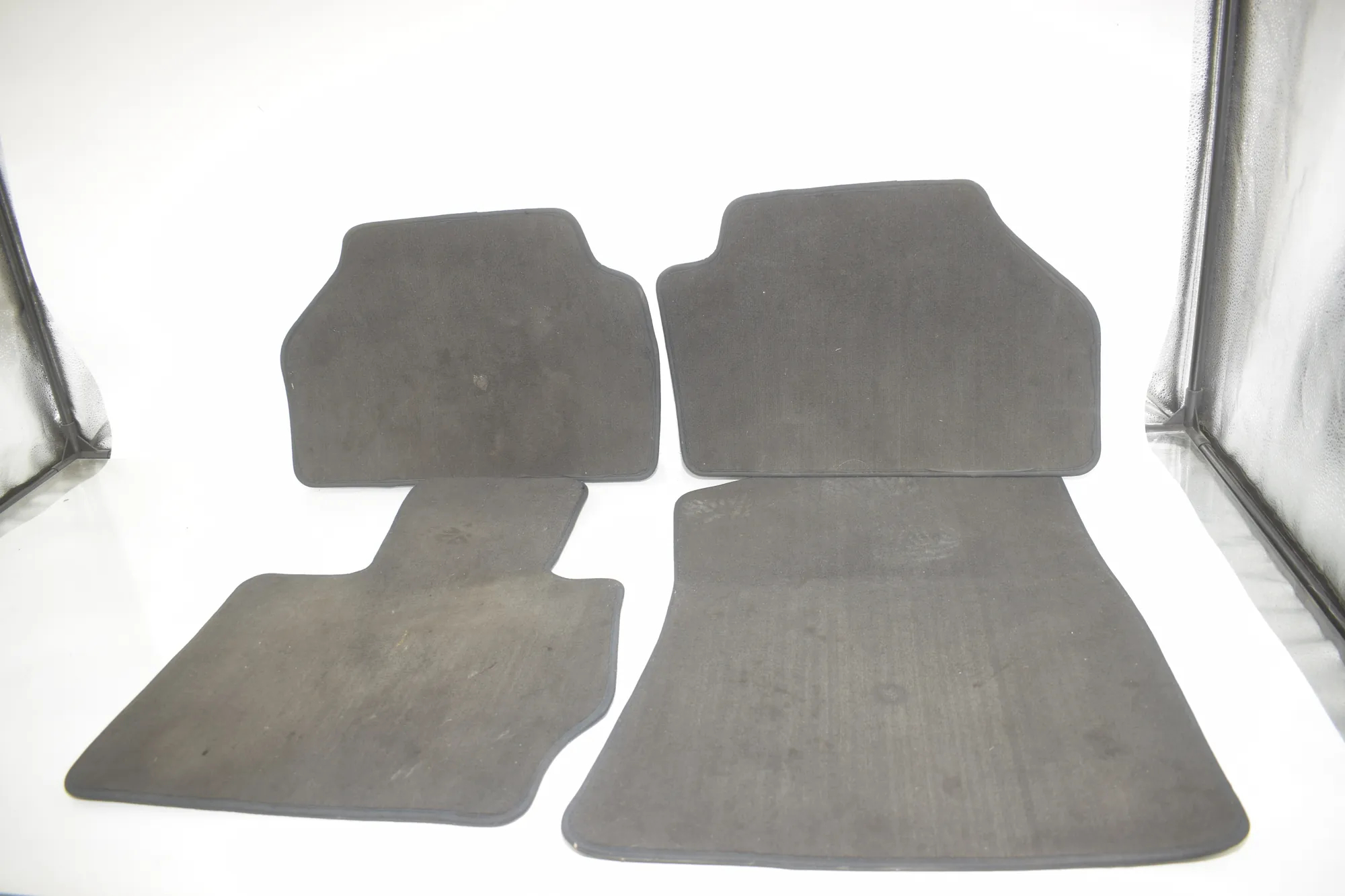 Floor Mat Set – OEM 7449443 · BMW X3 (F25) BMW X3 (F25) xDrive 30 d 2012 – 3