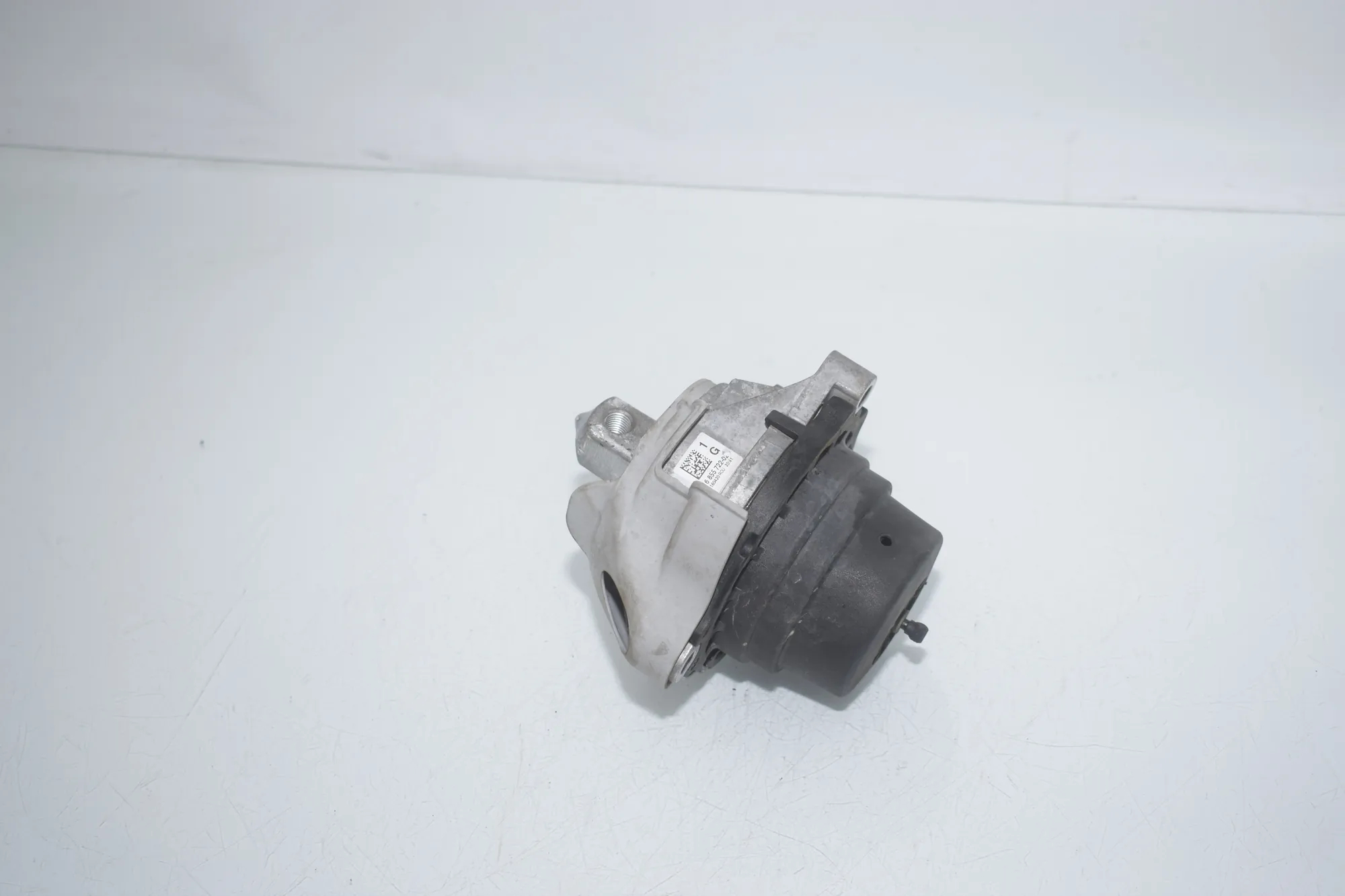 Right Side Engine Mount – OEM 6855722 · BMW X3 (F25) BMW X3 (F25) xDrive 30 d 2012 – 2