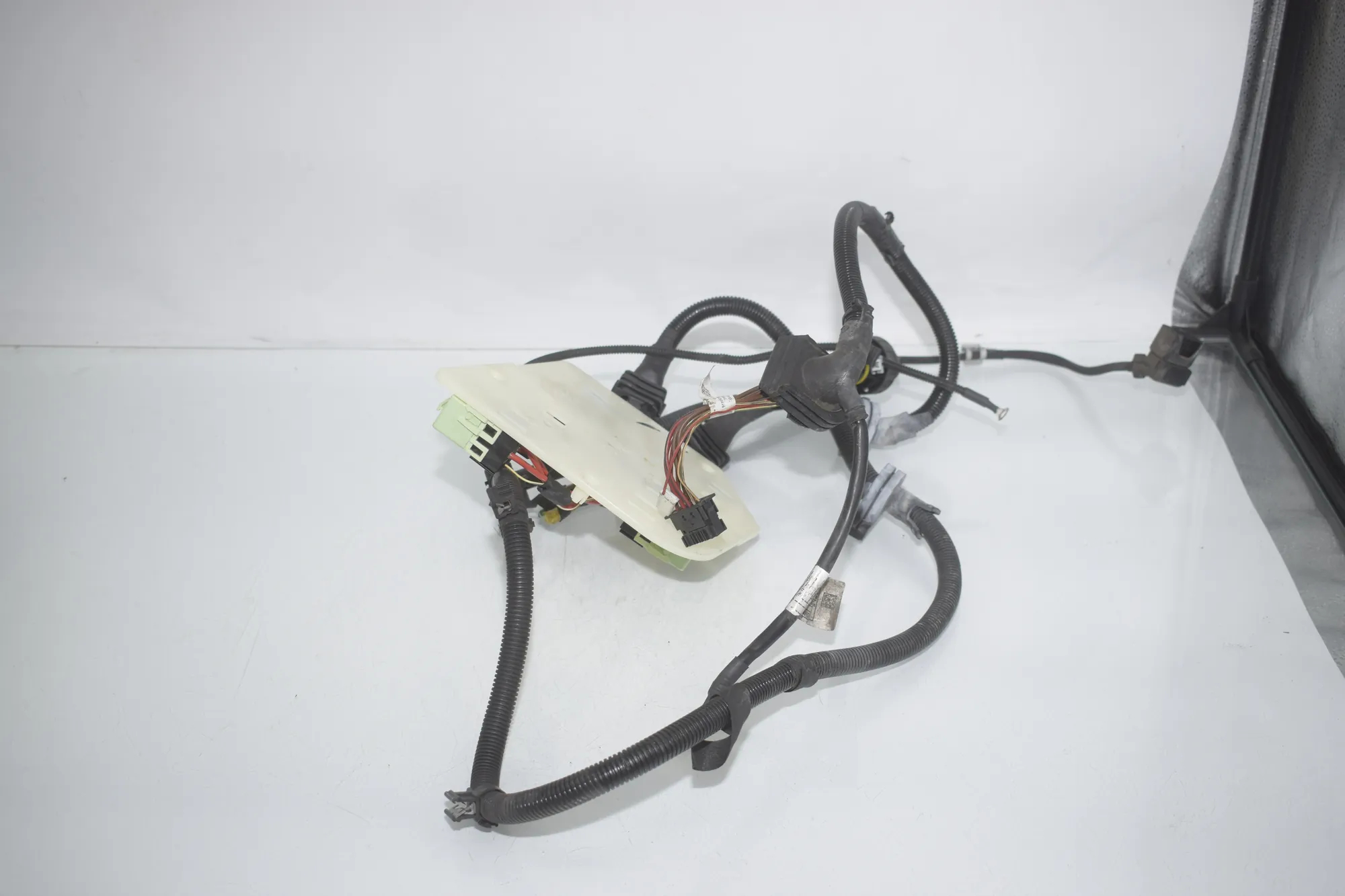Engine Cable Harness – OEM 8518829 · BMW 5 Touring (F11) BMW 5 Touring (F11) M 550 d xDrive 2015 – 3