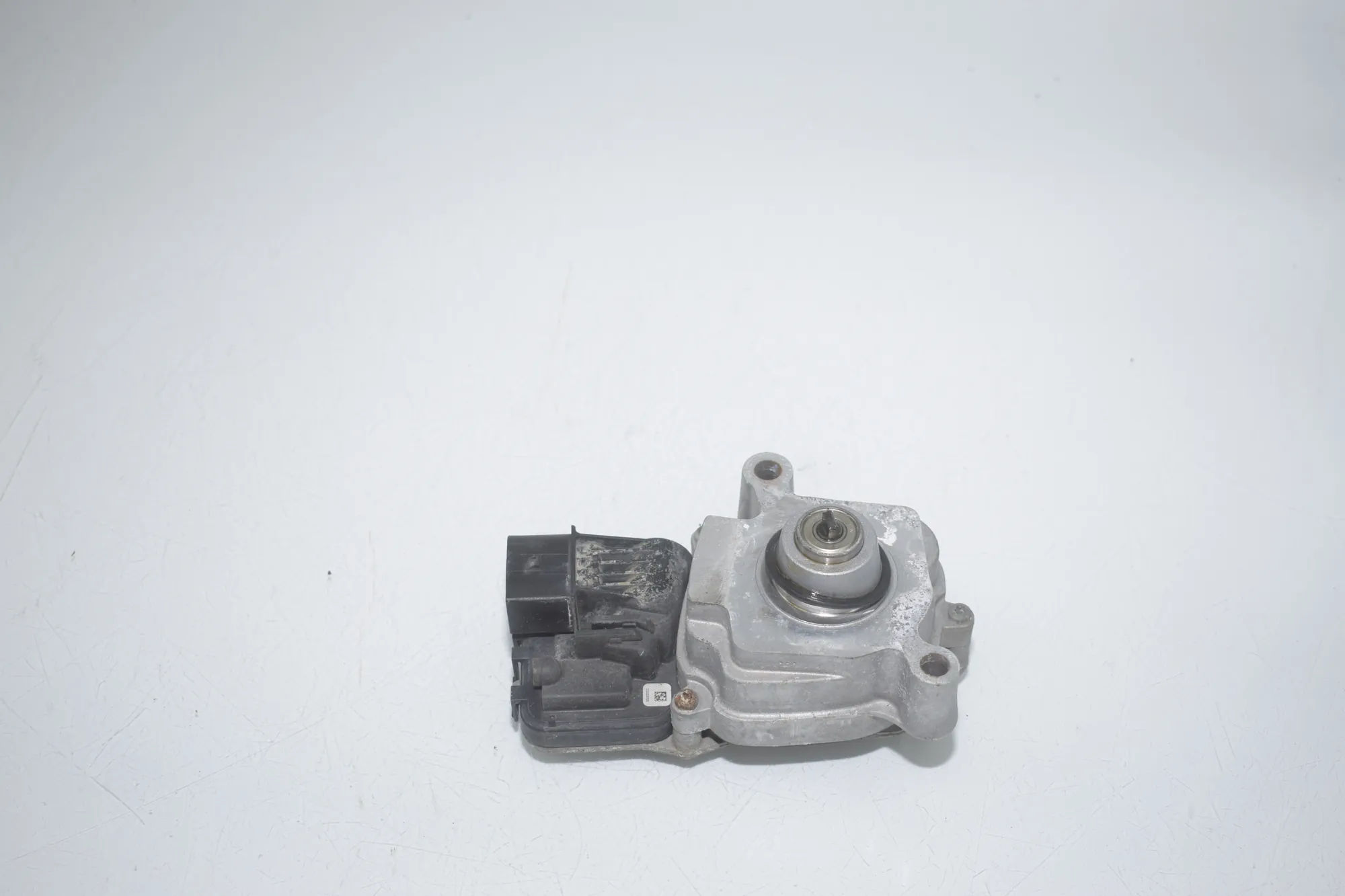 Transfer Case Motor – OEM 8643153 · BMW 5 Touring (F11) BMW 5 Touring (F11) M 550 d xDrive 2015 – 3