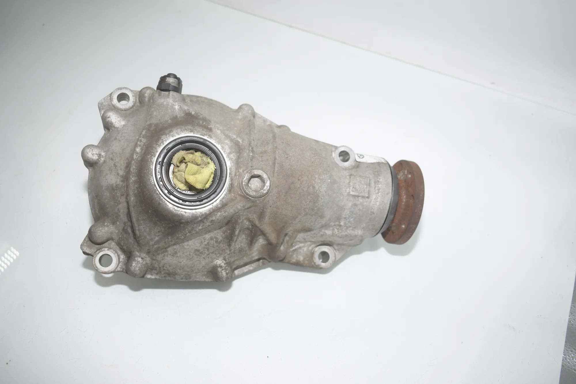 Front Differential – OEM 7591995 · BMW 5 Touring (F11) BMW 5 Touring (F11) M 550 d xDrive 2015 – 2
