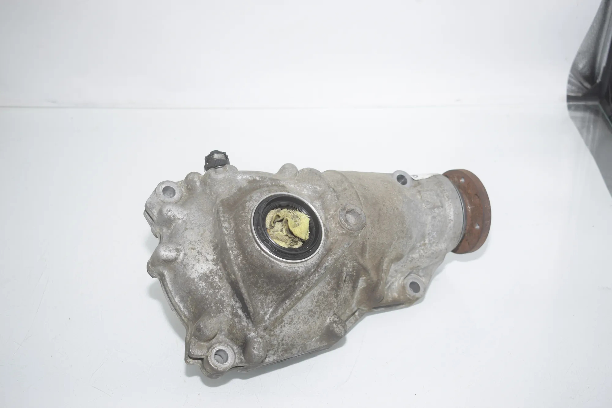 Front Differential – OEM 7591995 · BMW 5 Touring (F11) BMW 5 Touring (F11) M 550 d xDrive 2015