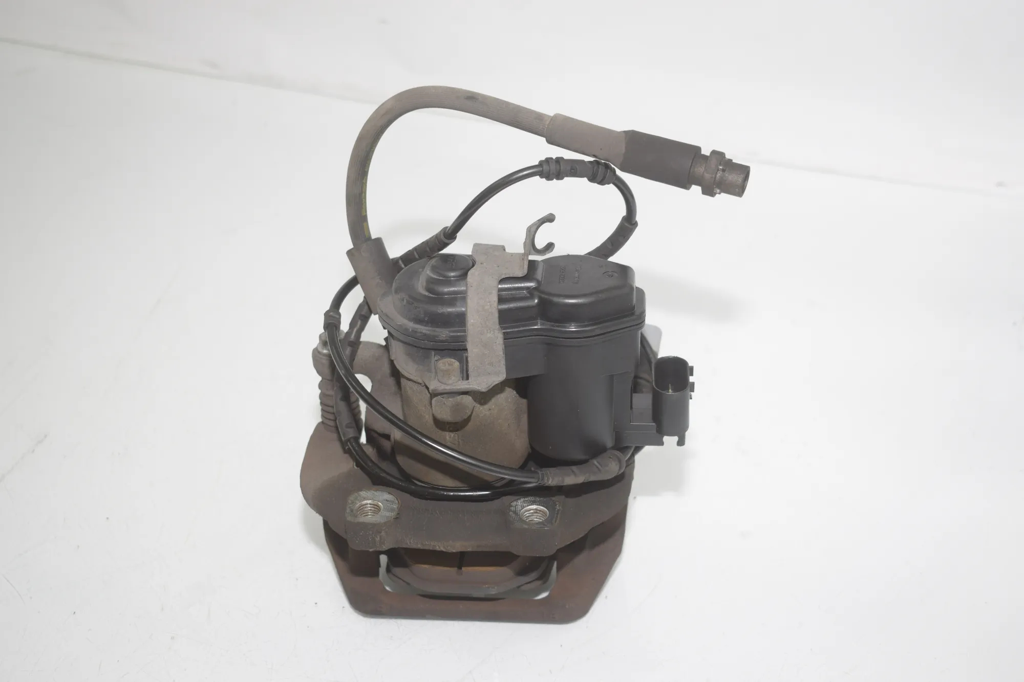 Rear Right Brake Caliper – OEM 6791018 · BMW X3 (F25) BMW X3 (F25) xDrive 30 d 2012 – 5
