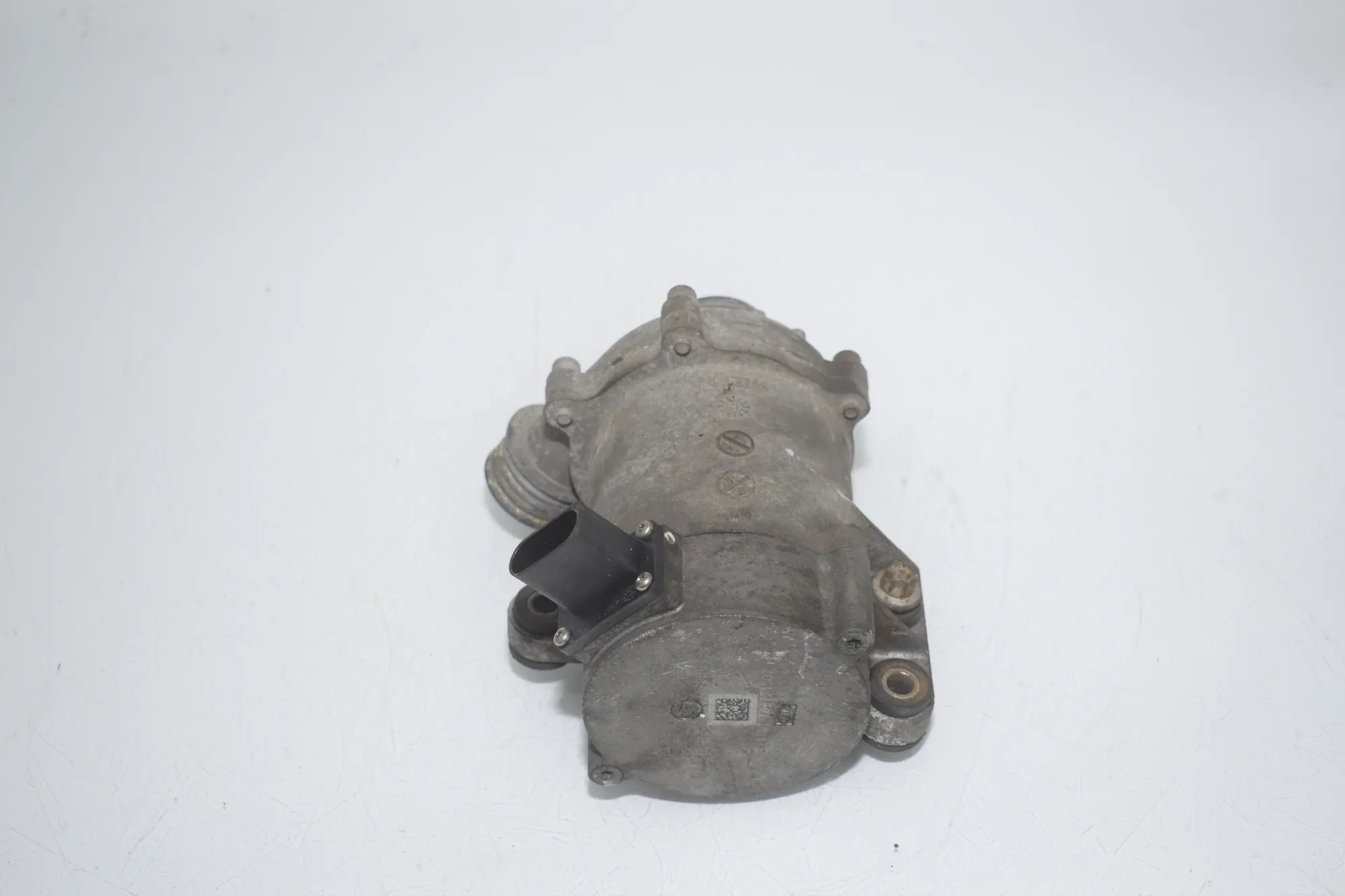 Water Pump – OEM 7597715 · BMW 3 (F30, F80) BMW 3 (F30, F80) 320 i 2012 – 2
