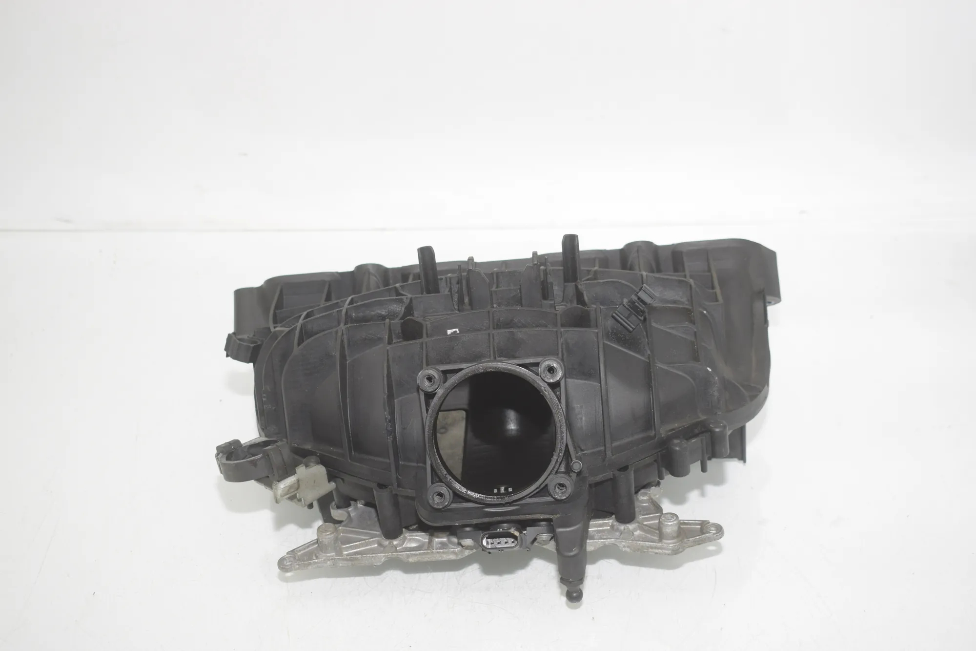 Intake Manifold – OEM 7588126 · BMW 3 (F30, F80) BMW 3 (F30, F80) 320 i 2012