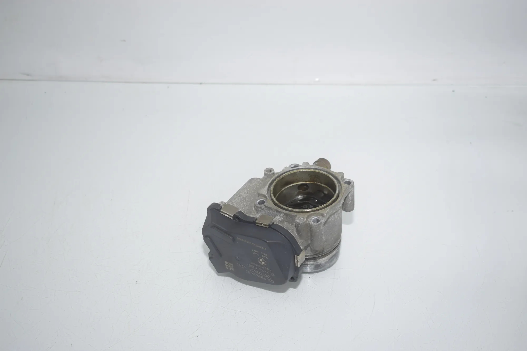 Throttle Body – OEM 7588625 · BMW 3 (F30, F80) BMW 3 (F30, F80) 320 i 2012 – 4