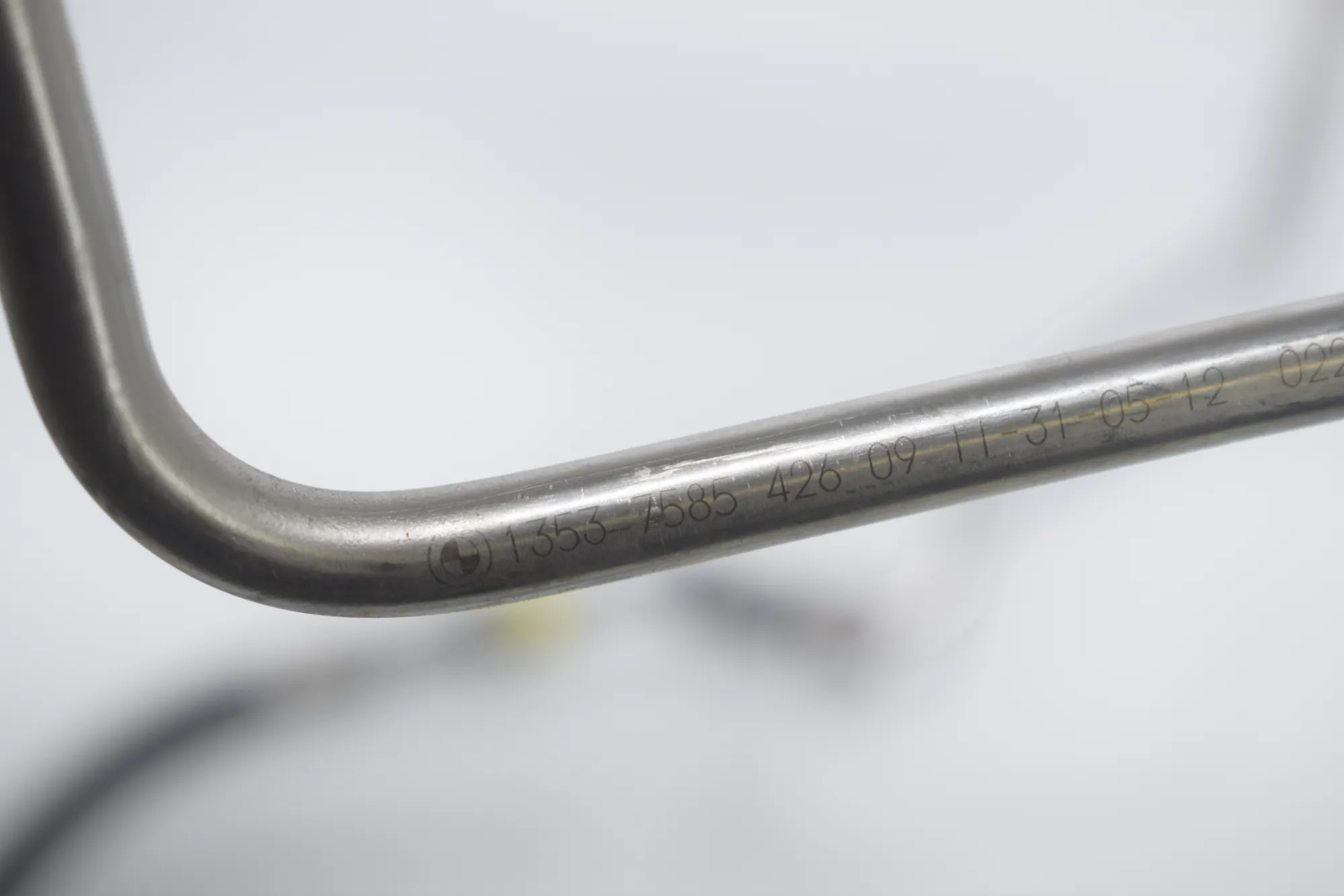 Fuel Pipe – OEM 7585426 · BMW 3 (F30, F80) BMW 3 (F30, F80) 320 i 2012 – 3