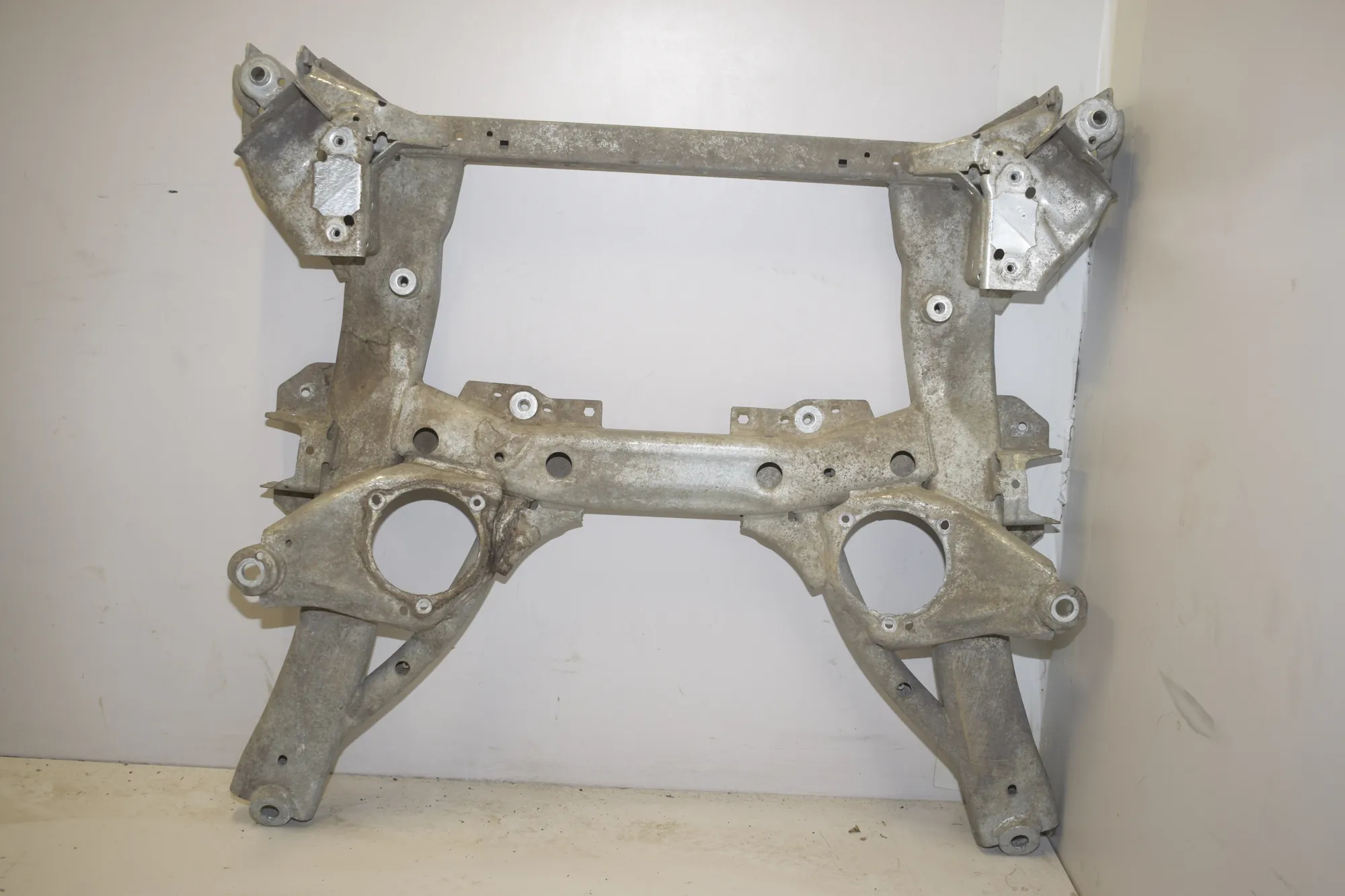 Front Subframe – OEM 6883131 · BMW 3 Touring (G21) BMW 3 Touring (G21) 320 d Mild-Hybrid 2023 – 4