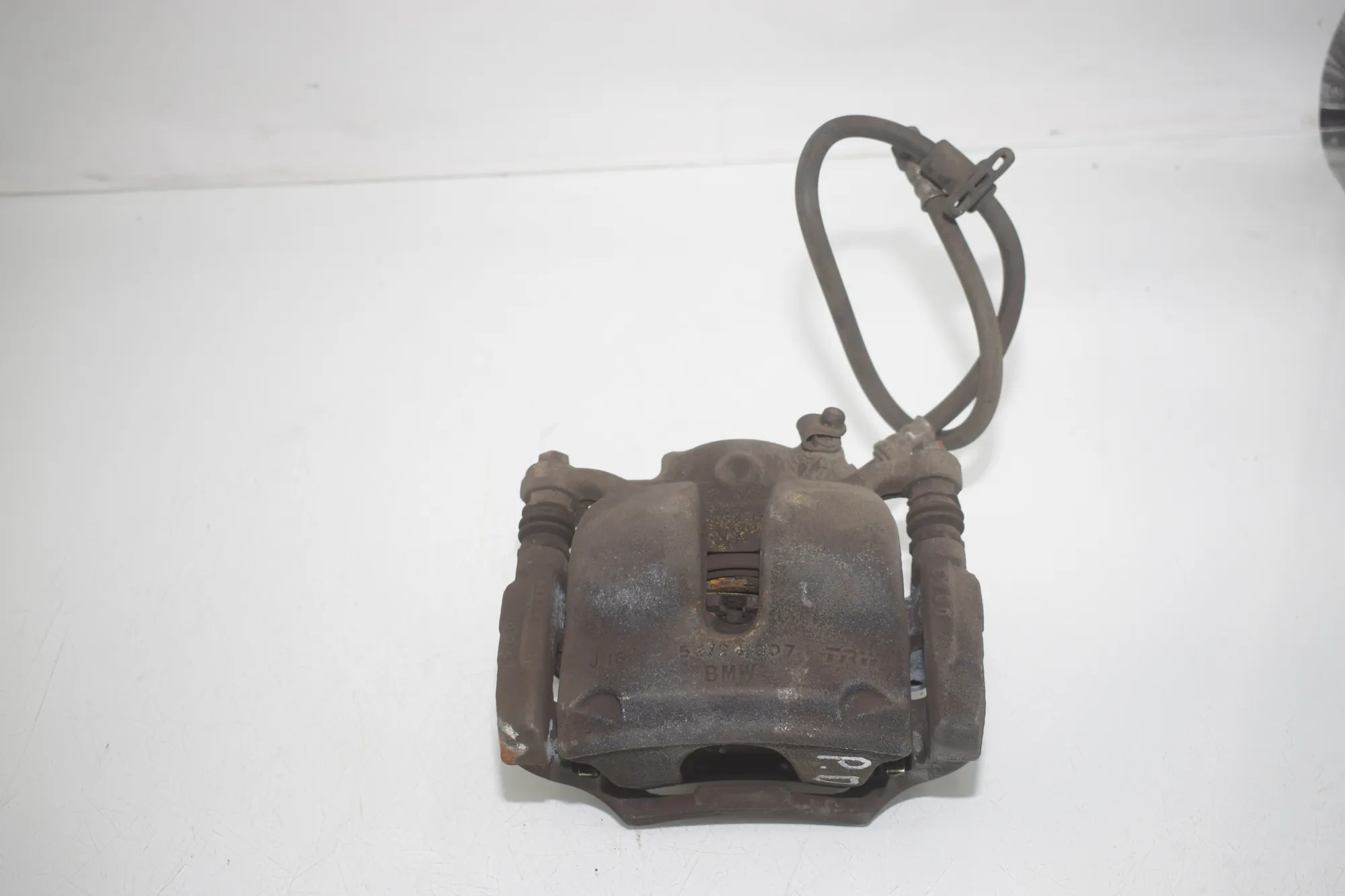 Front Right Brake Caliper – OEM 6860266 · BMW 3 Touring (G21) BMW 3 Touring (G21) 320 d Mild-Hybrid 2023 – 4