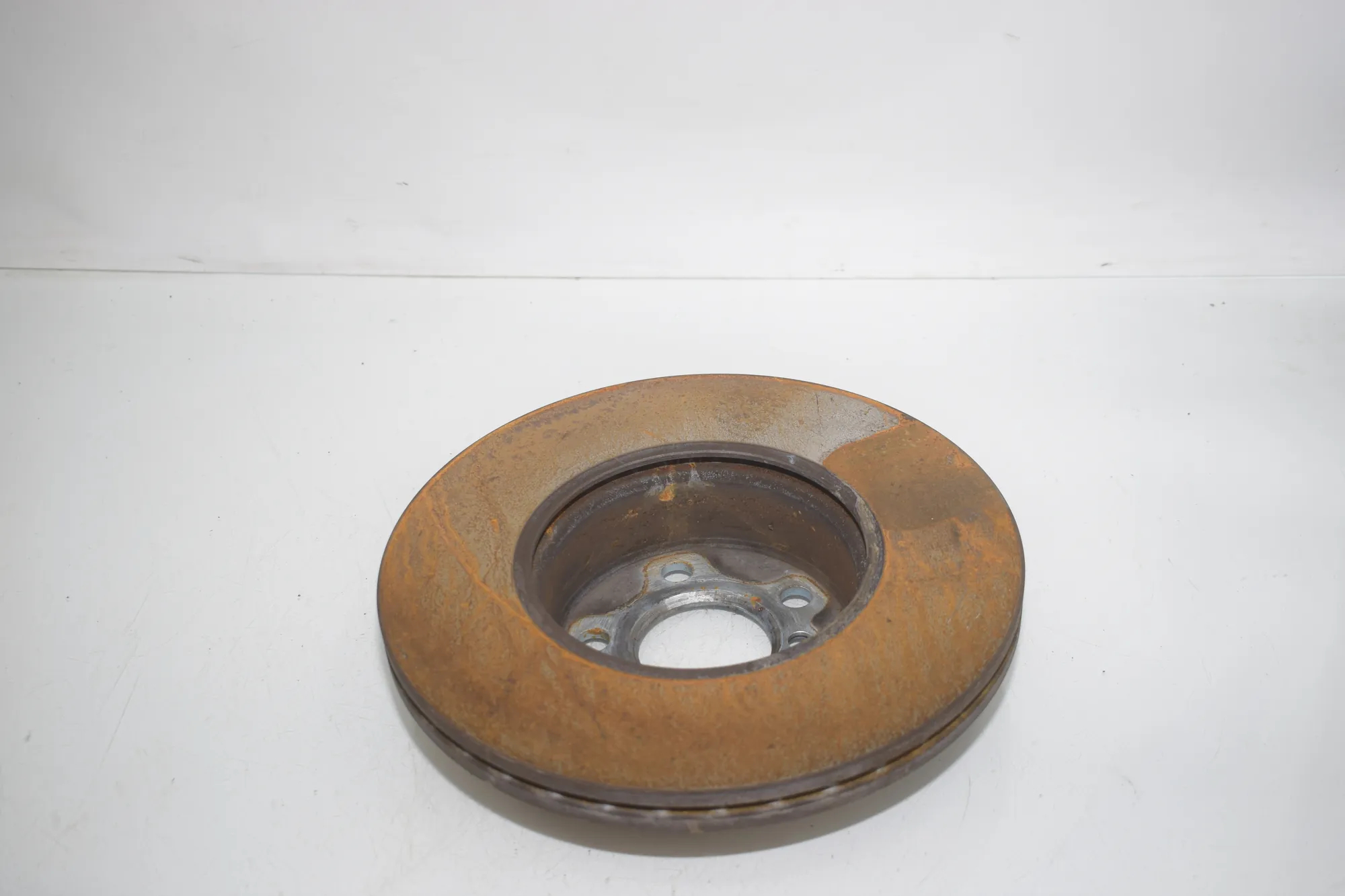 Front Left Brake Disc – OEM 6877212 · BMW 3 Touring (G21) BMW 3 Touring (G21) 320 d Mild-Hybrid 2023 – 4
