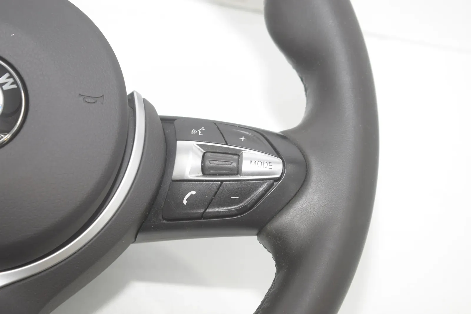 Steering Wheel – OEM 8047792 · BMW 2 Active Tourer (F45) BMW 2 Active Tourer (F45) 225 xe 2019 – 4