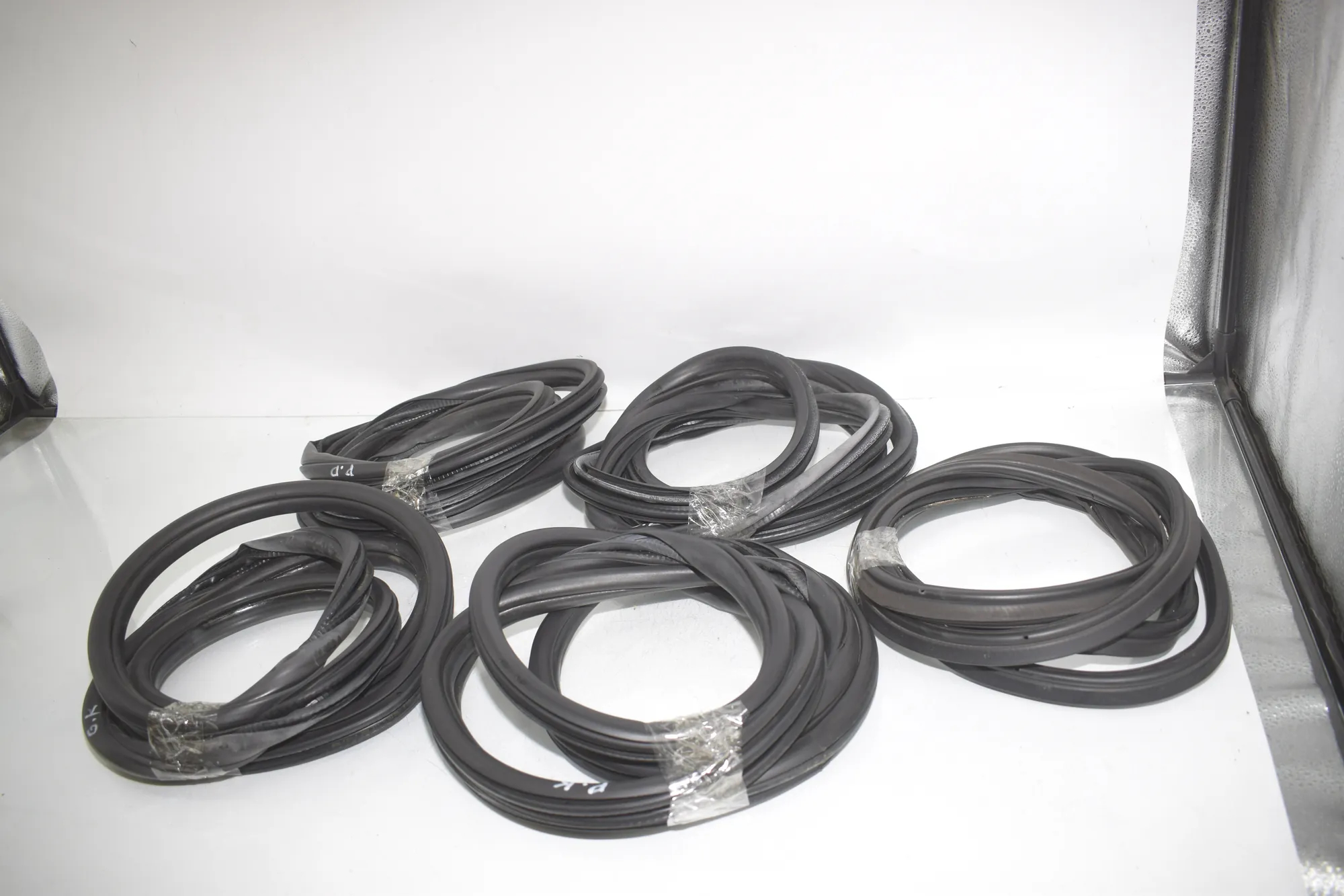 Front Right Door Seal Rubber – OEM 7258329 · BMW 3 (F30, F80) BMW 3 (F30, F80) 320 i 2012 – 4