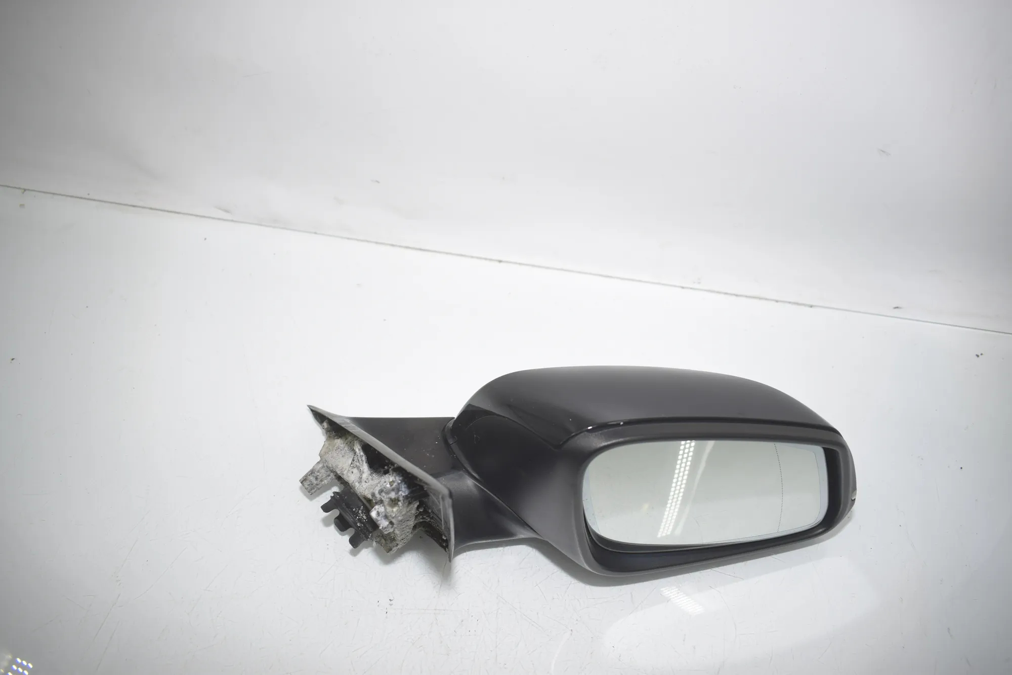 Right Side Wing Mirror – OEM 7245136 · BMW 3 (F30, F80) BMW 3 (F30, F80) 320 i 2012 – 2