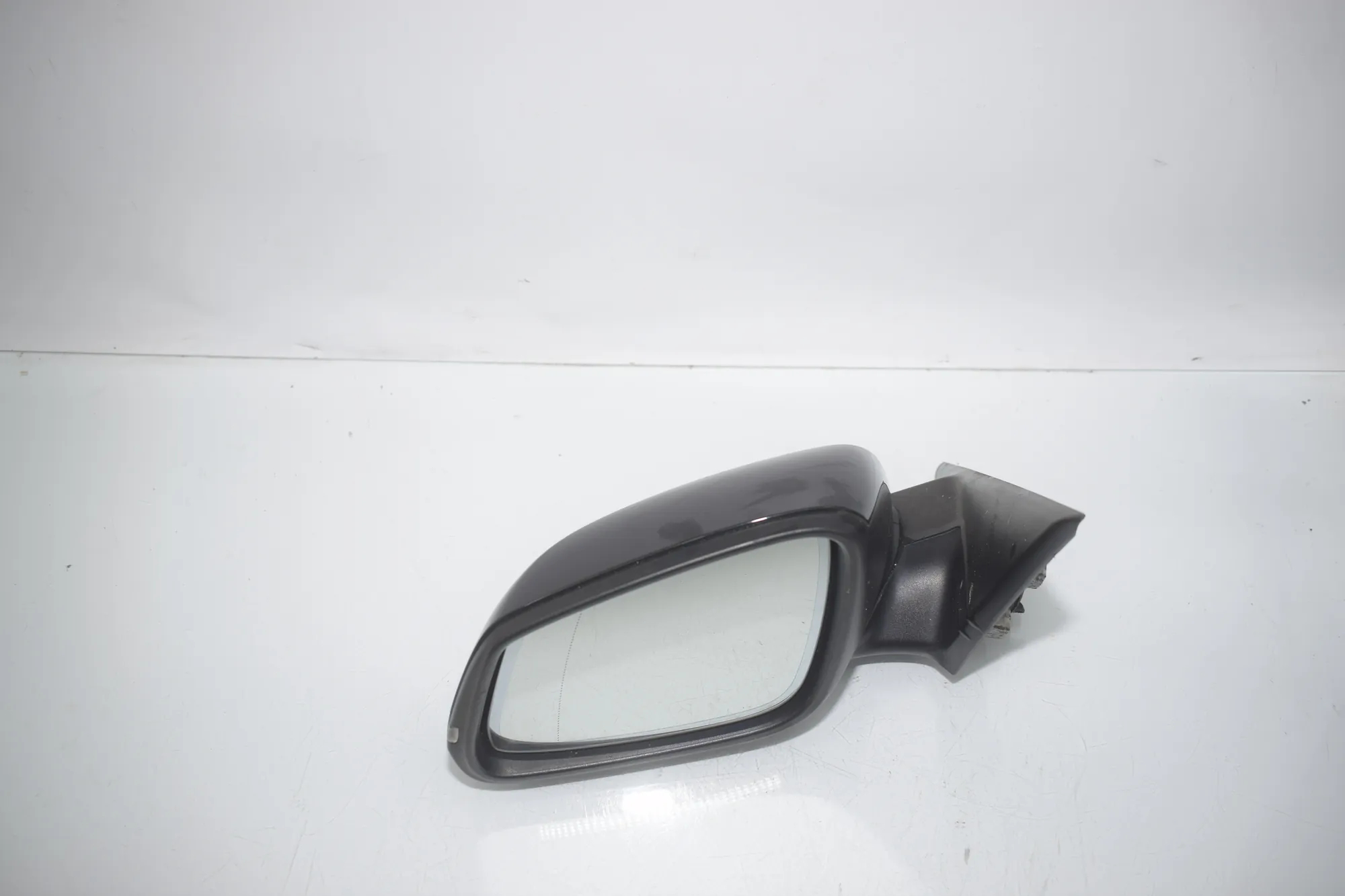 Left Side Wing Mirror – OEM 7245135 · BMW 3 (F30, F80) BMW 3 (F30, F80) 320 i 2012