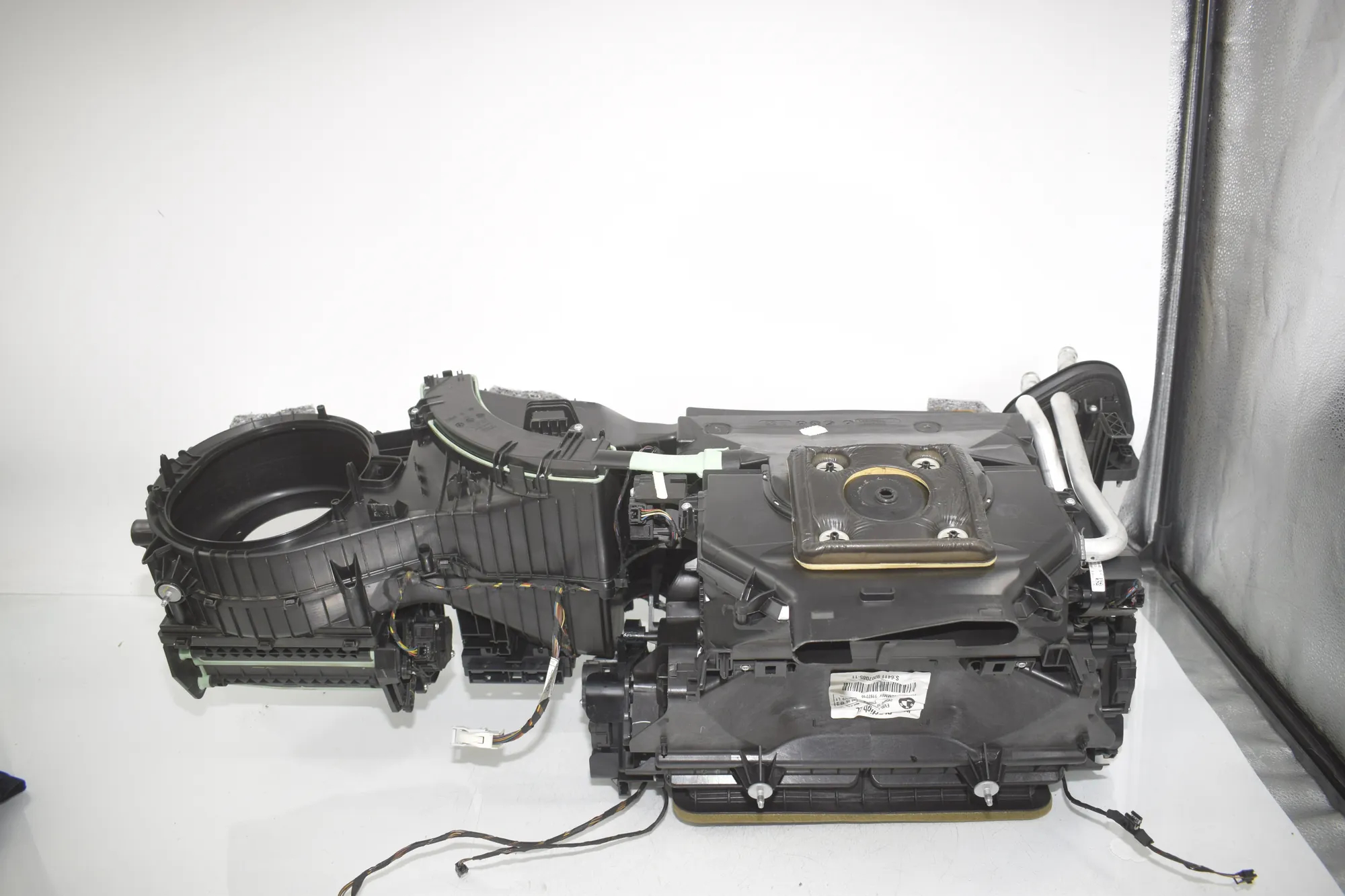 Interior Heater – OEM 9207085 · BMW 3 (F30, F80) BMW 3 (F30, F80) 320 i 2012 – 3