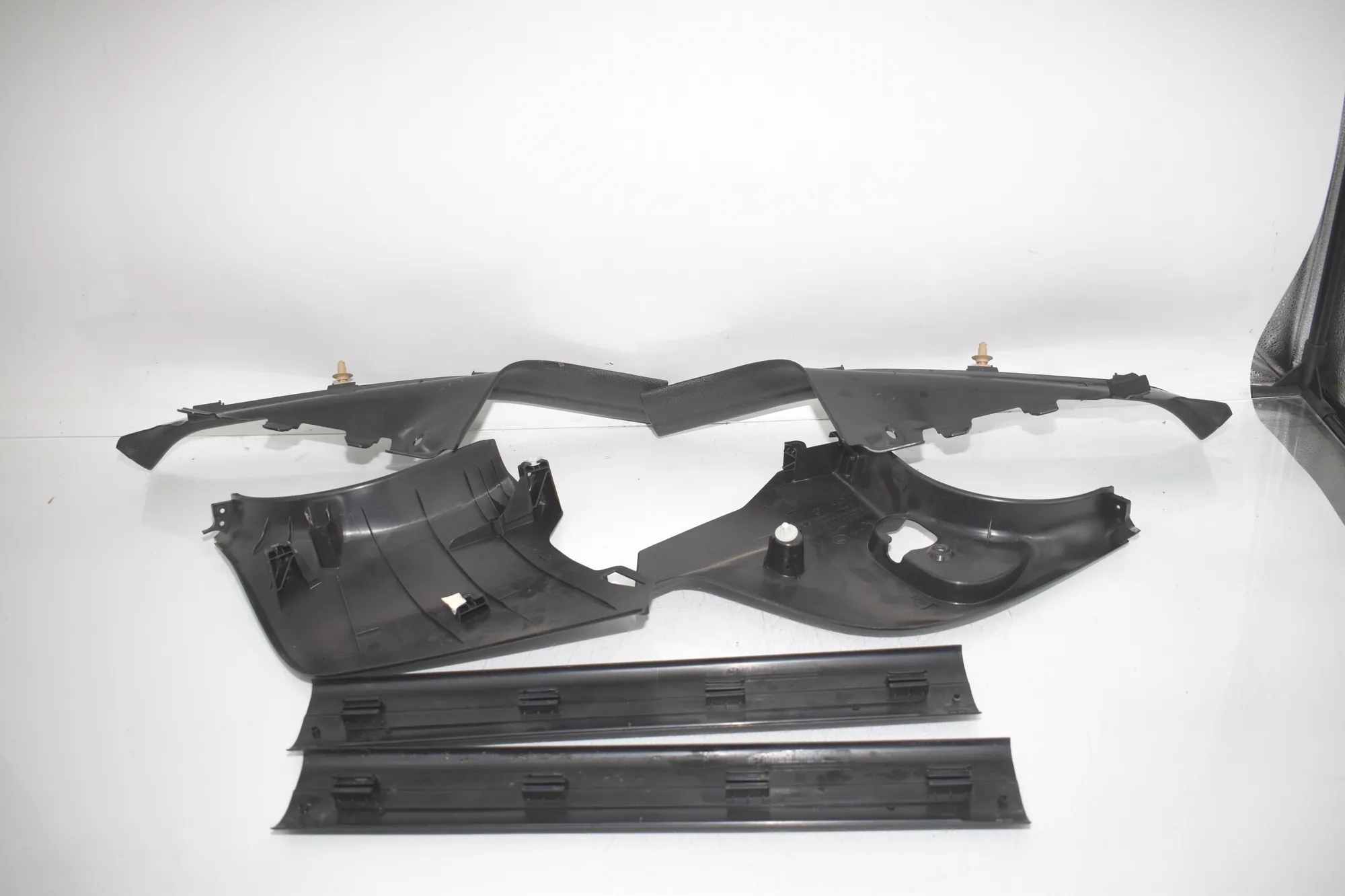 Other Trim Parts – OEM 7221903 · BMW 3 (F30, F80) BMW 3 (F30, F80) 320 i 2012 – 4