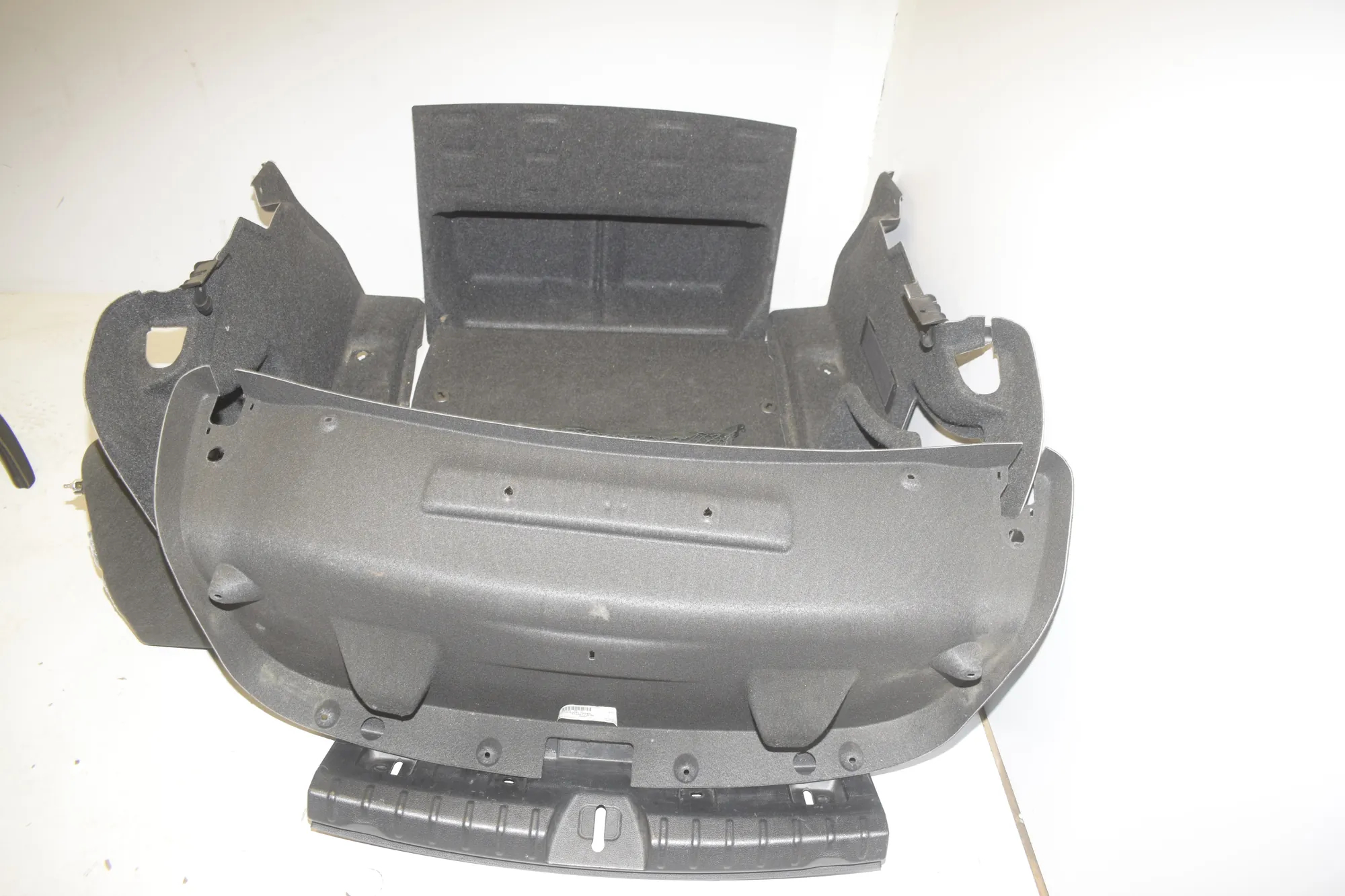 Trunk Trim Kit – OEM 7246303 · BMW 3 (F30, F80) BMW 3 (F30, F80) 320 i 2012 – 6