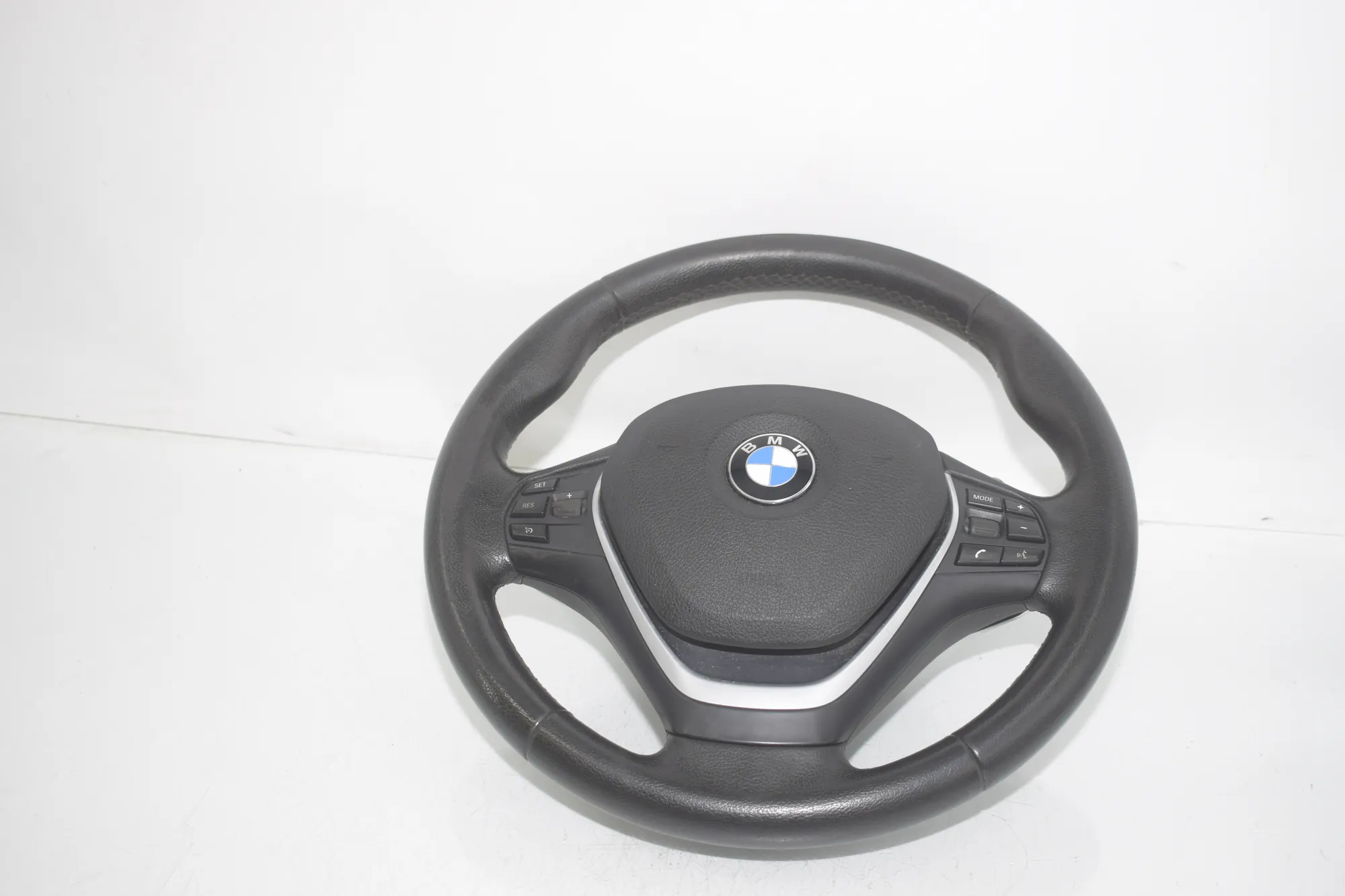 Steering Wheel – OEM 6791315 · BMW 3 (F30, F80) BMW 3 (F30, F80) 320 i 2012 – 3