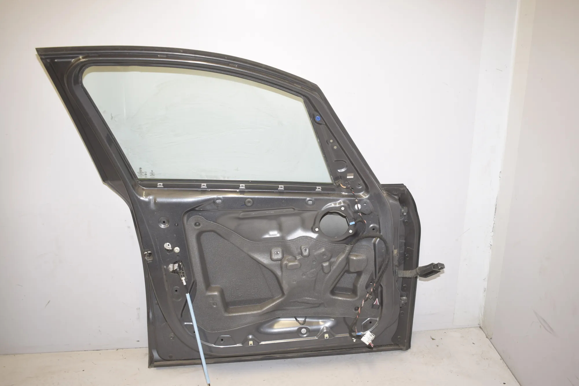 Front Left Door · BMW 2 Active Tourer (F45) BMW 2 Active Tourer (F45) 216 i 2017 – 4
