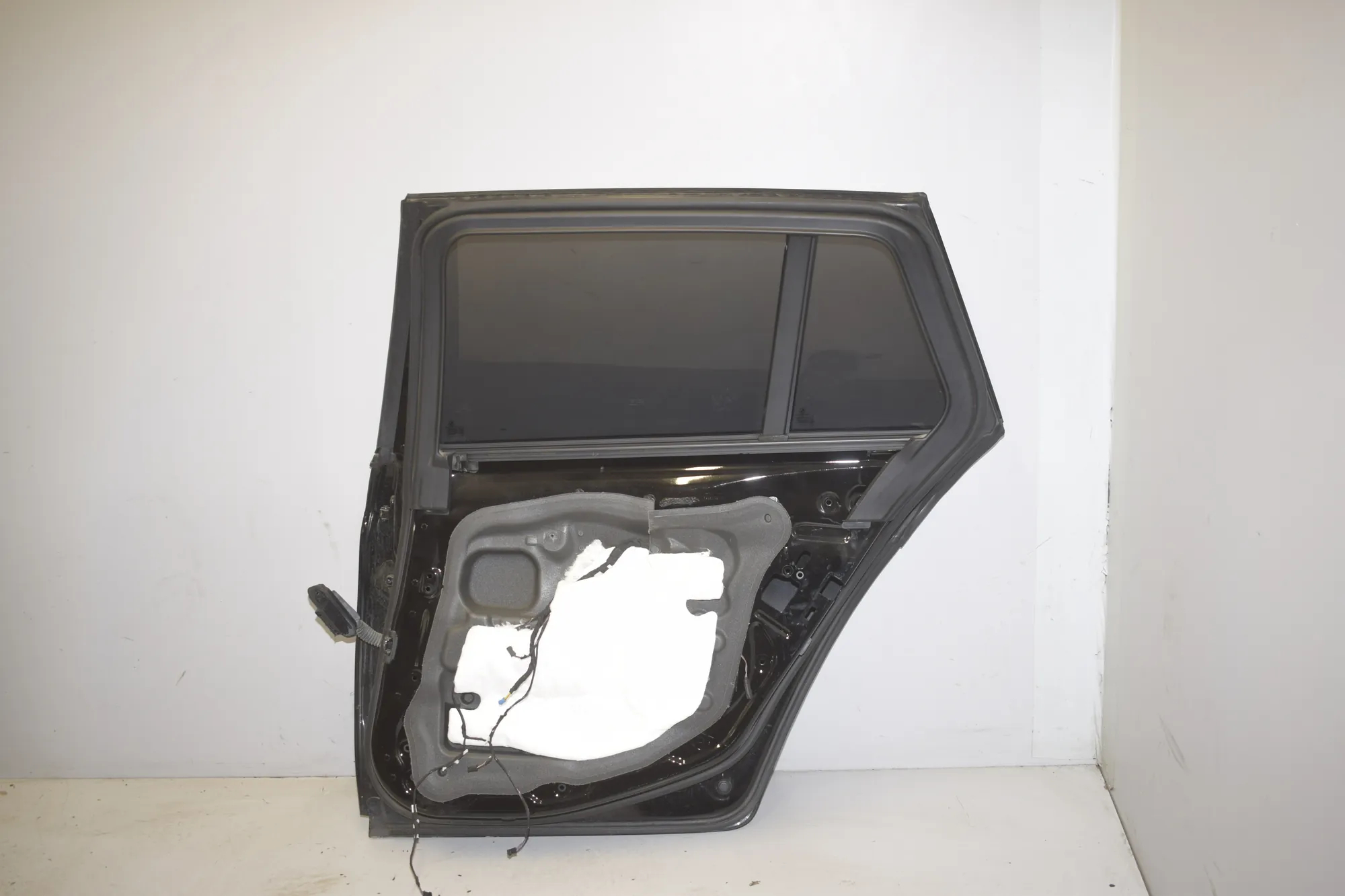 Rear Right Door · BMW 5 Touring (F11) BMW 5 Touring (F11) M 550 d xDrive 2015 – 6