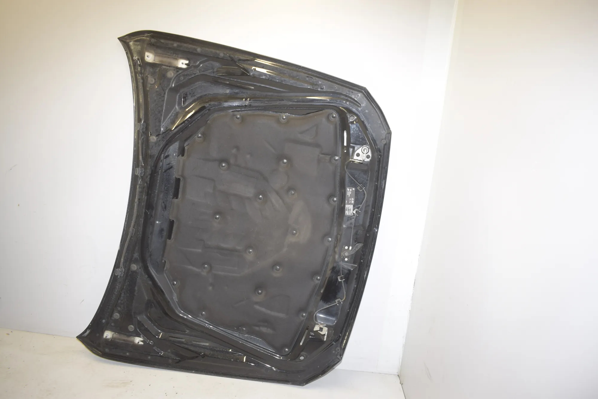 Bonnet Hood · BMW 5 Touring (F11) BMW 5 Touring (F11) M 550 d xDrive 2015 – 5