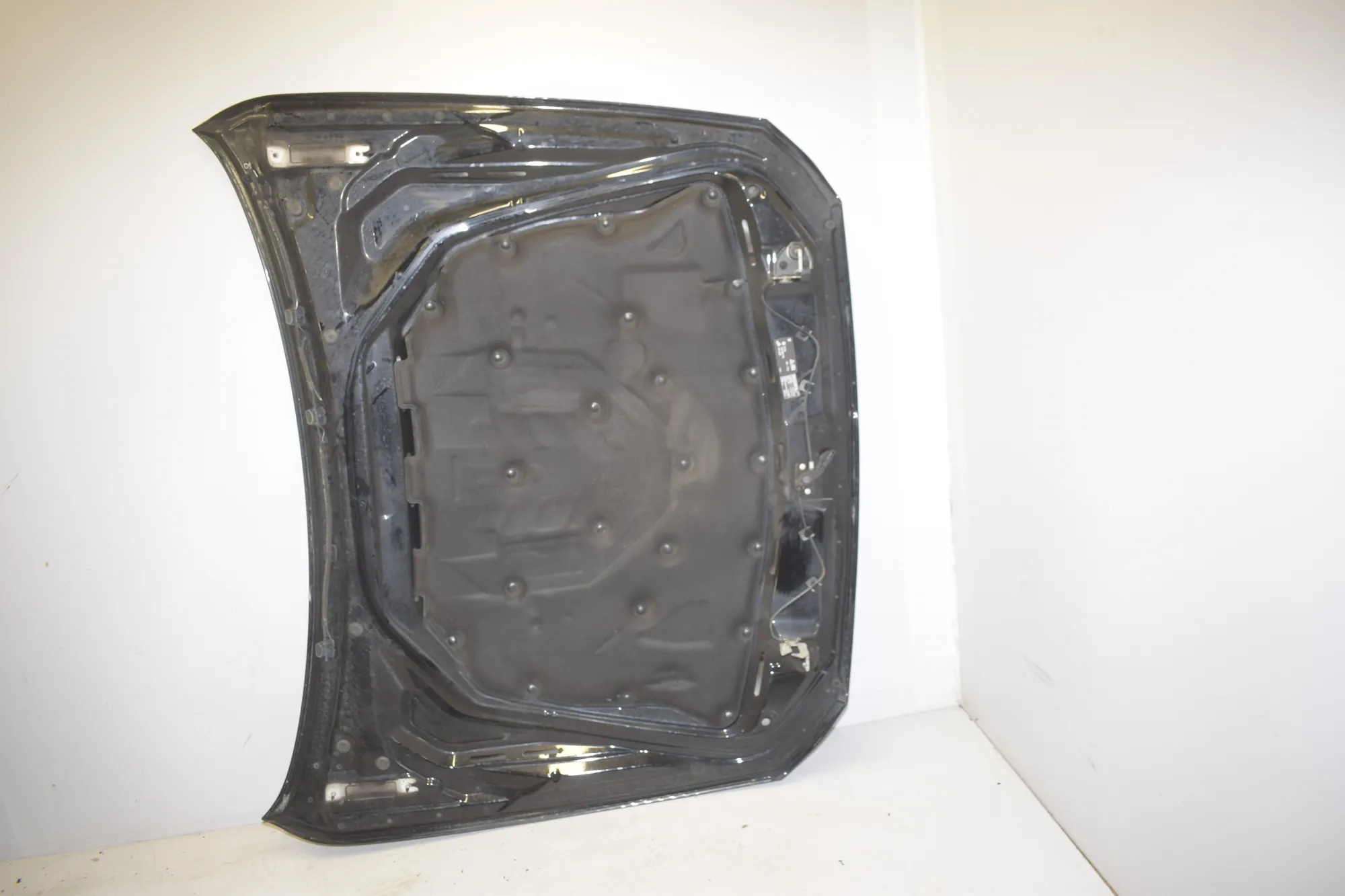 Bonnet Hood · BMW 5 Touring (F11) BMW 5 Touring (F11) M 550 d xDrive 2015 – 6