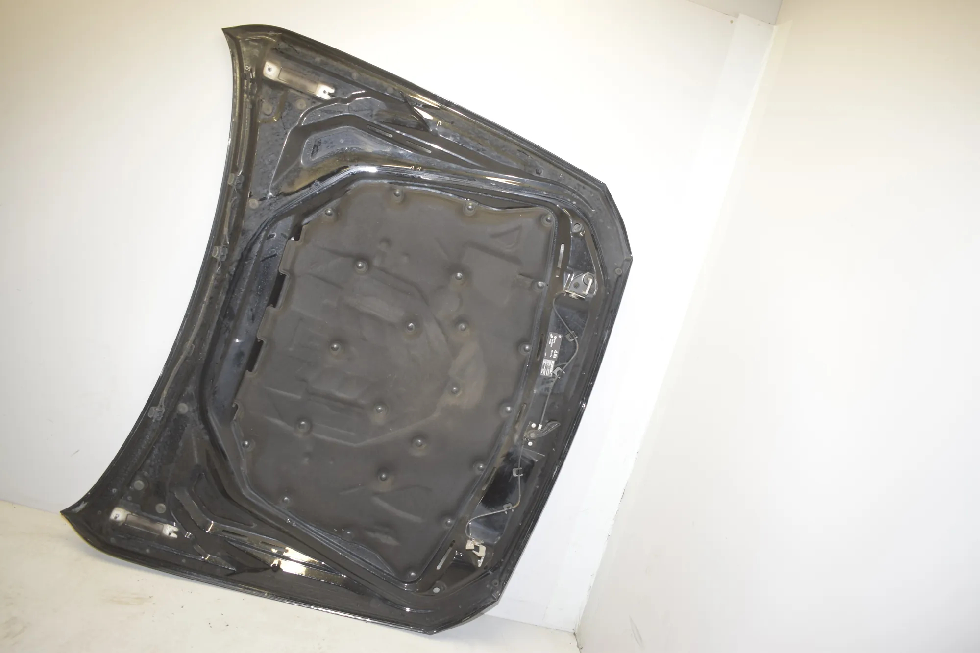 Bonnet Hood · BMW 5 Touring (F11) BMW 5 Touring (F11) M 550 d xDrive 2015 – 7