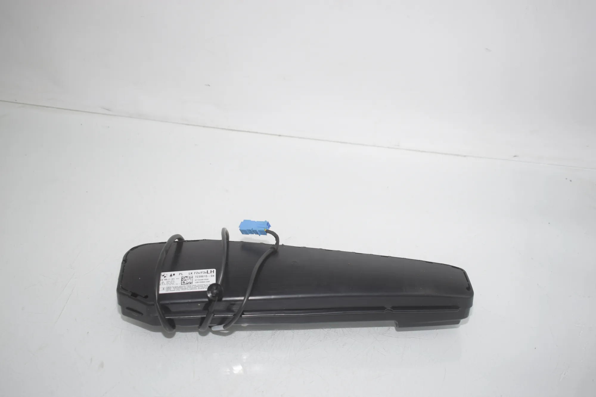 Front Left Seat Safety Bag SRS – OEM 7239615 · BMW 3 (F30, F80) BMW 3 (F30, F80) 320 i 2012