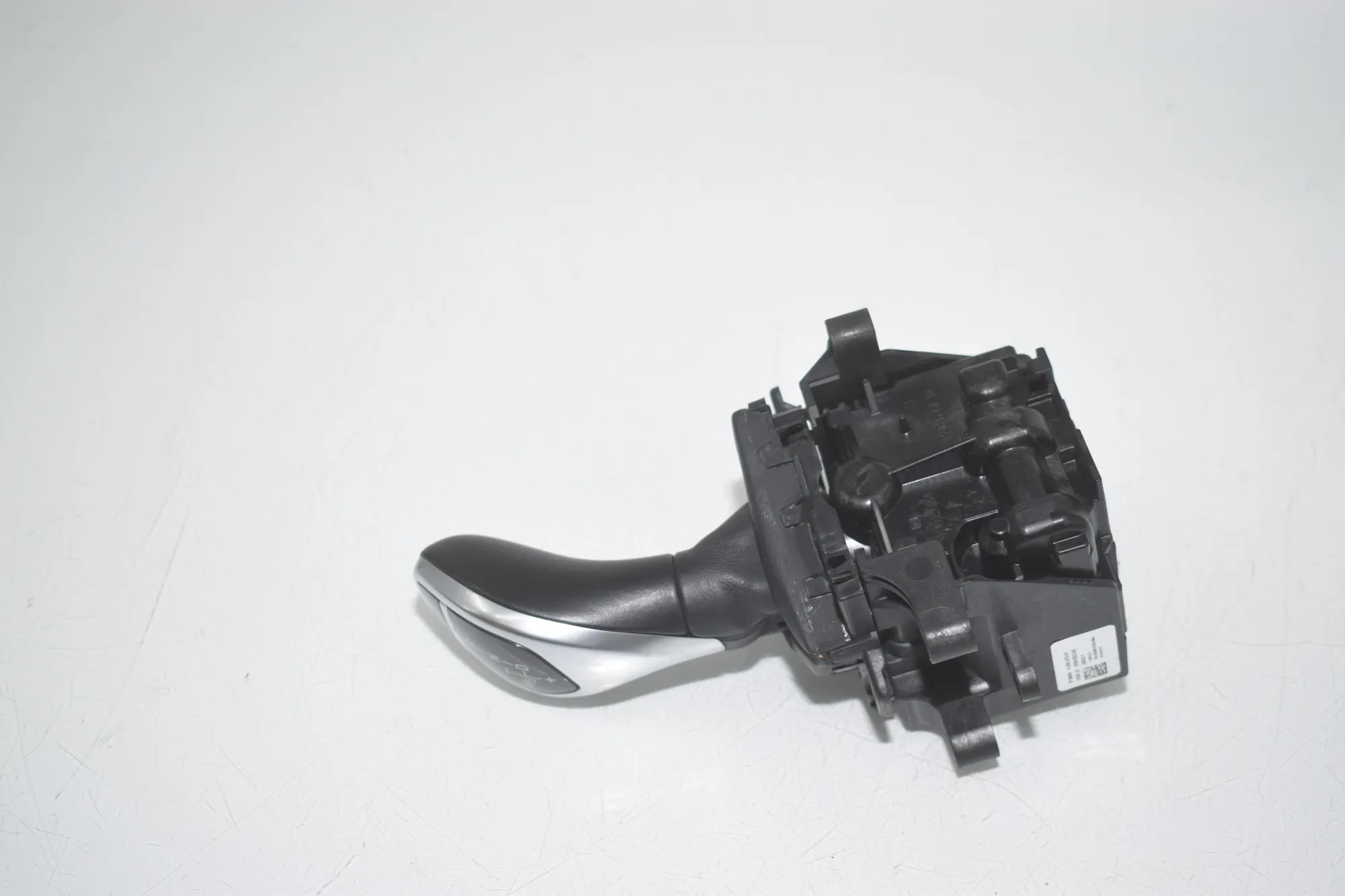 Gear Shifting Mechanism – OEM 9260970 · BMW 3 (F30, F80) BMW 3 (F30, F80) 320 i 2012 – 3