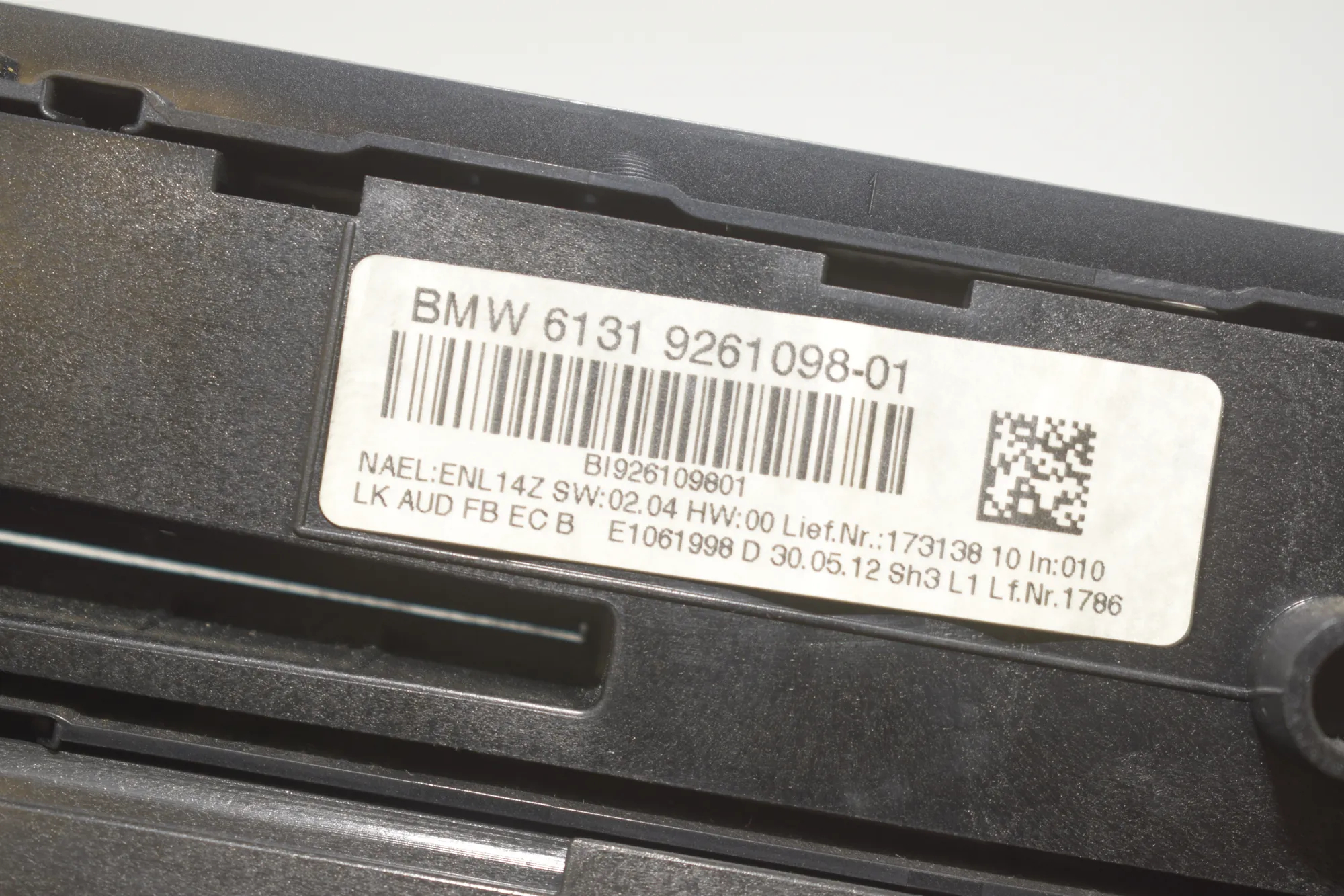 Climate Control Unit – OEM 9261098 · BMW 3 (F30, F80) BMW 3 (F30, F80) 320 i 2012 – 6