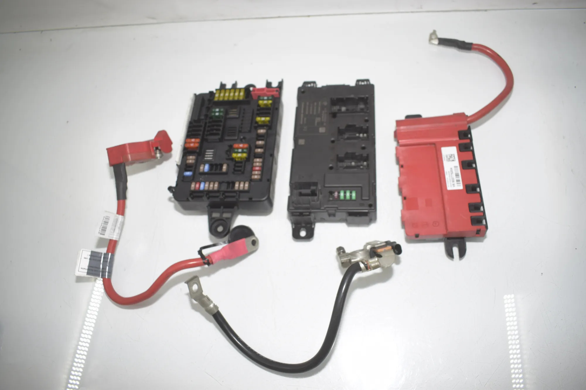 Fuse Box – OEM 9261111 · BMW 3 (F30, F80) BMW 3 (F30, F80) 320 i 2012 – 2
