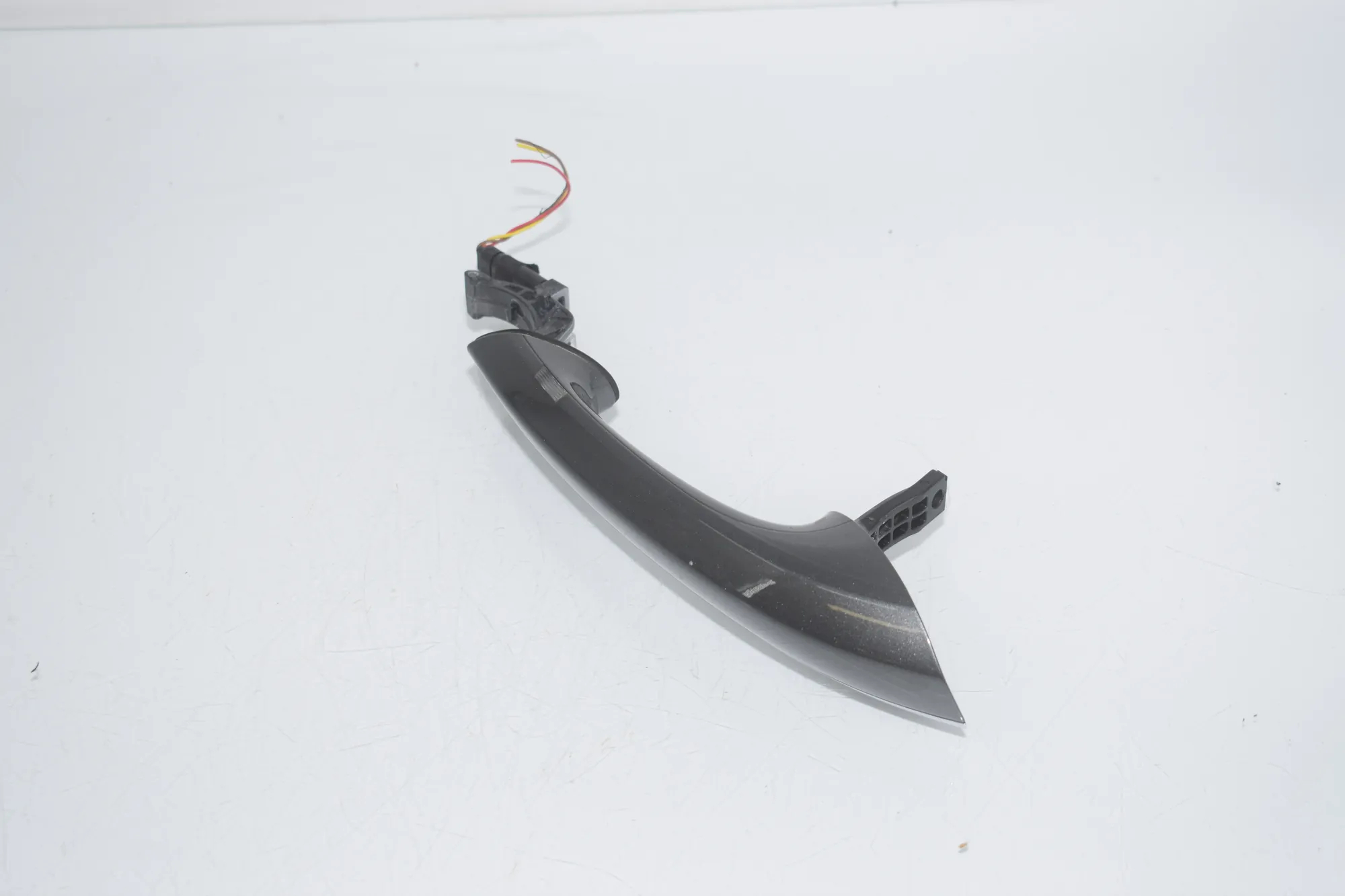 Front Right Door Exterior Handle – OEM 7472790 · BMW 7 (G11, G12) 750 d, Ld xDrive 2016 – 2