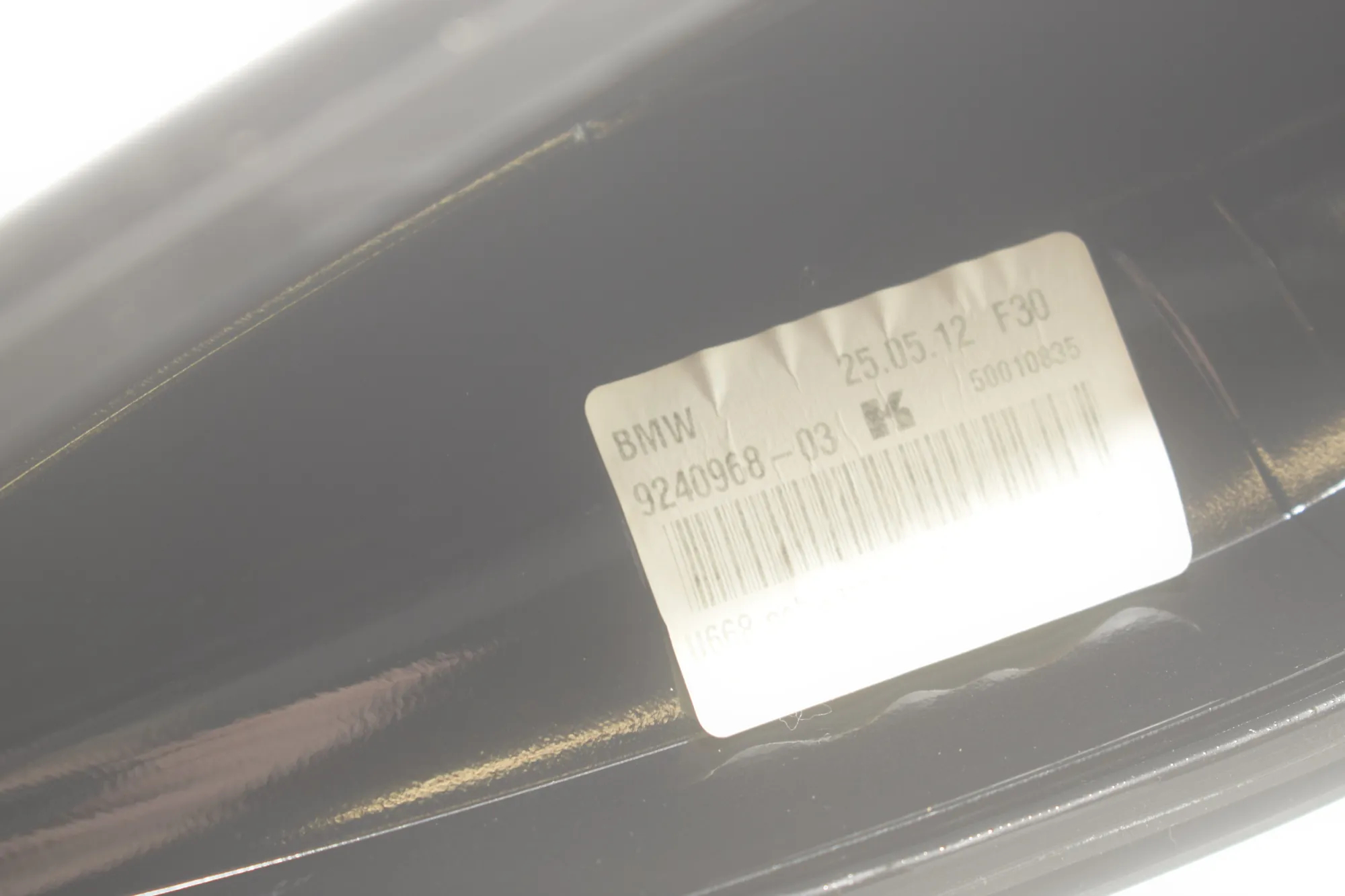 Antenna Trim – OEM 9240968 · BMW 3 (F30, F80) BMW 3 (F30, F80) 320 i 2012 – 5