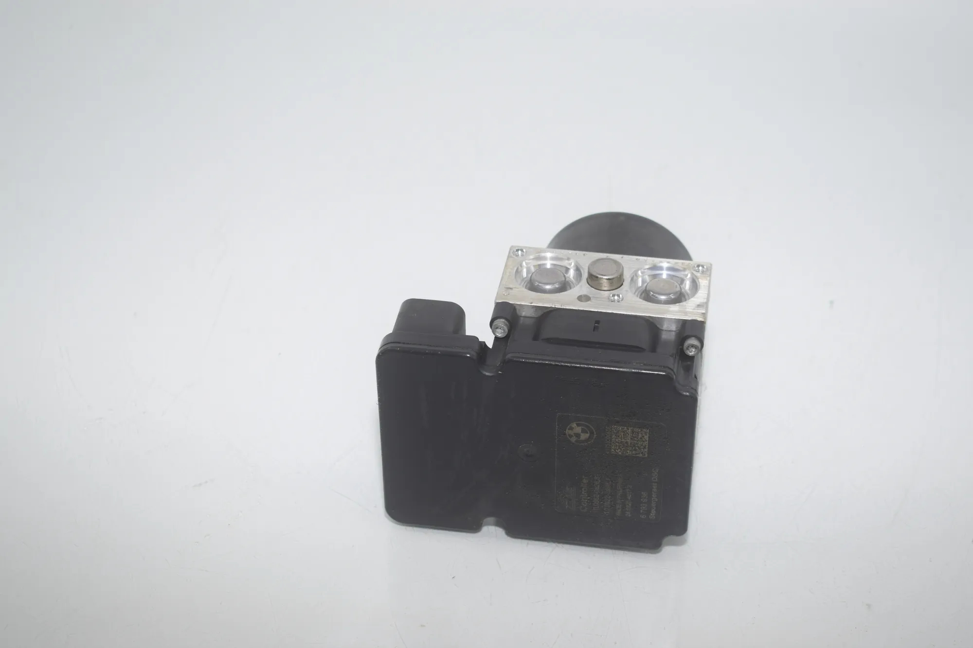 ABS Pump – OEM 6793931 · BMW 3 (F30, F80) BMW 3 (F30, F80) 320 i 2012 – 5