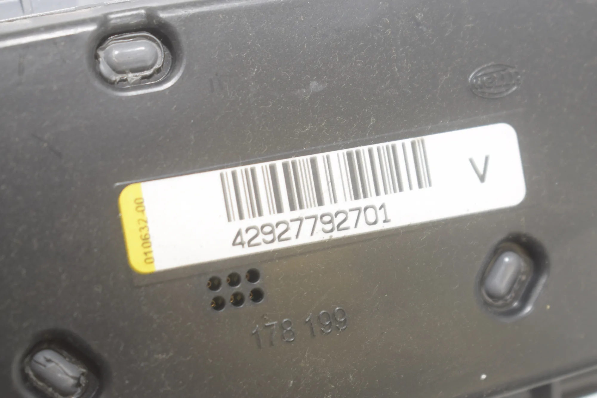 Interior Lighting – OEM 9277927 · BMW 3 (F30, F80) BMW 3 (F30, F80) 320 i 2012 – 4