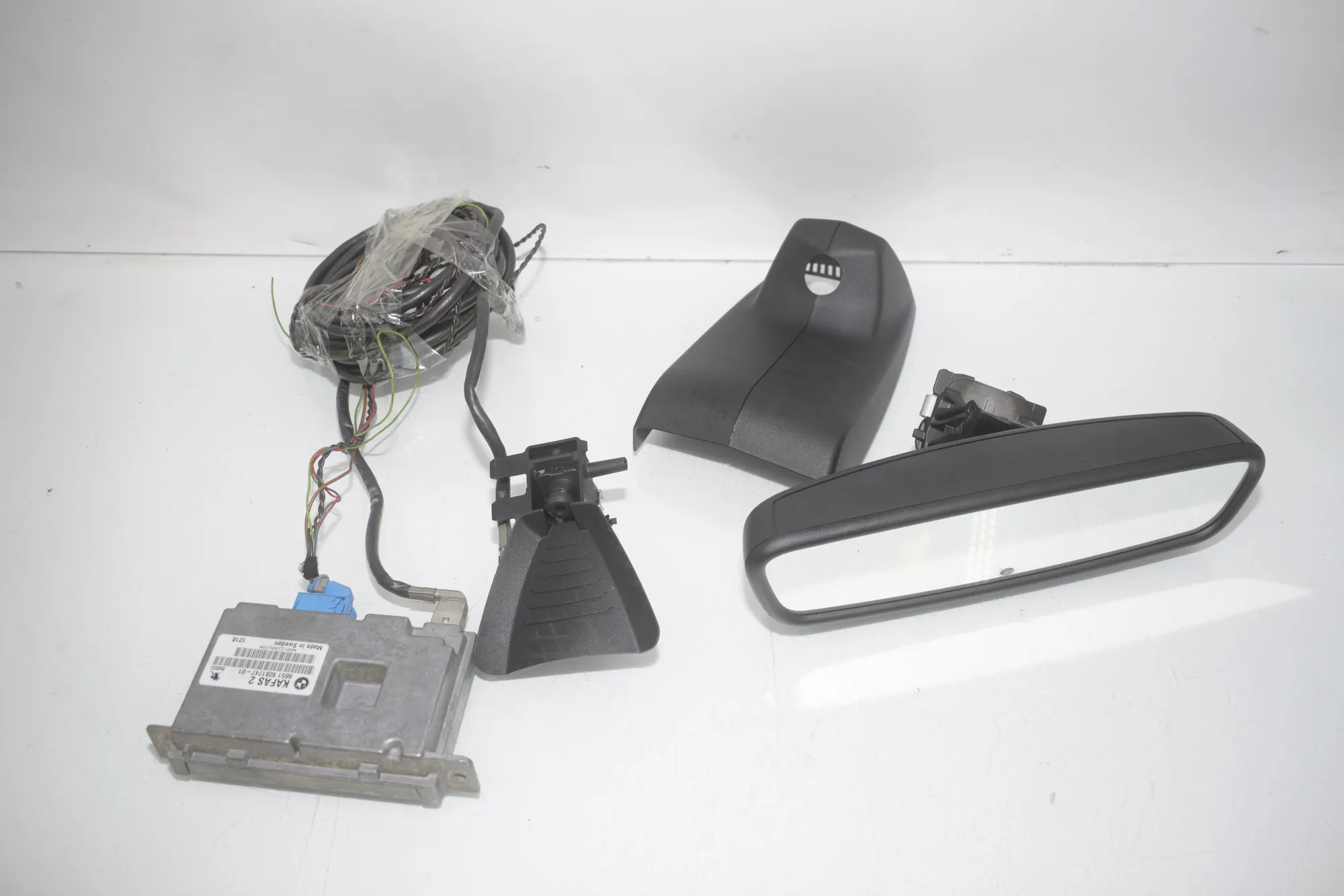 Front Camera – OEM 9256137 · BMW 3 (F30, F80) BMW 3 (F30, F80) 320 i 2012