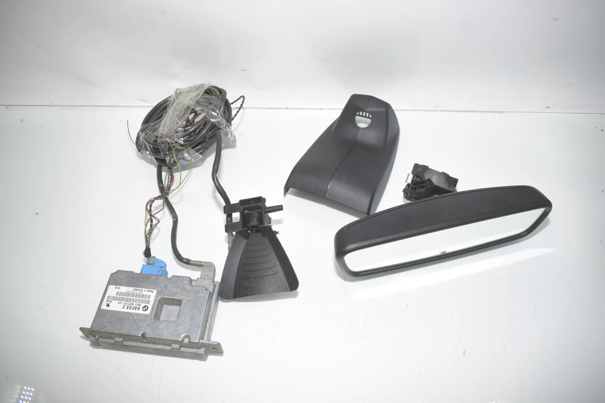 Front Camera – OEM 9256137 · BMW 3 (F30, F80) BMW 3 (F30, F80) 320 i 2012 – 3